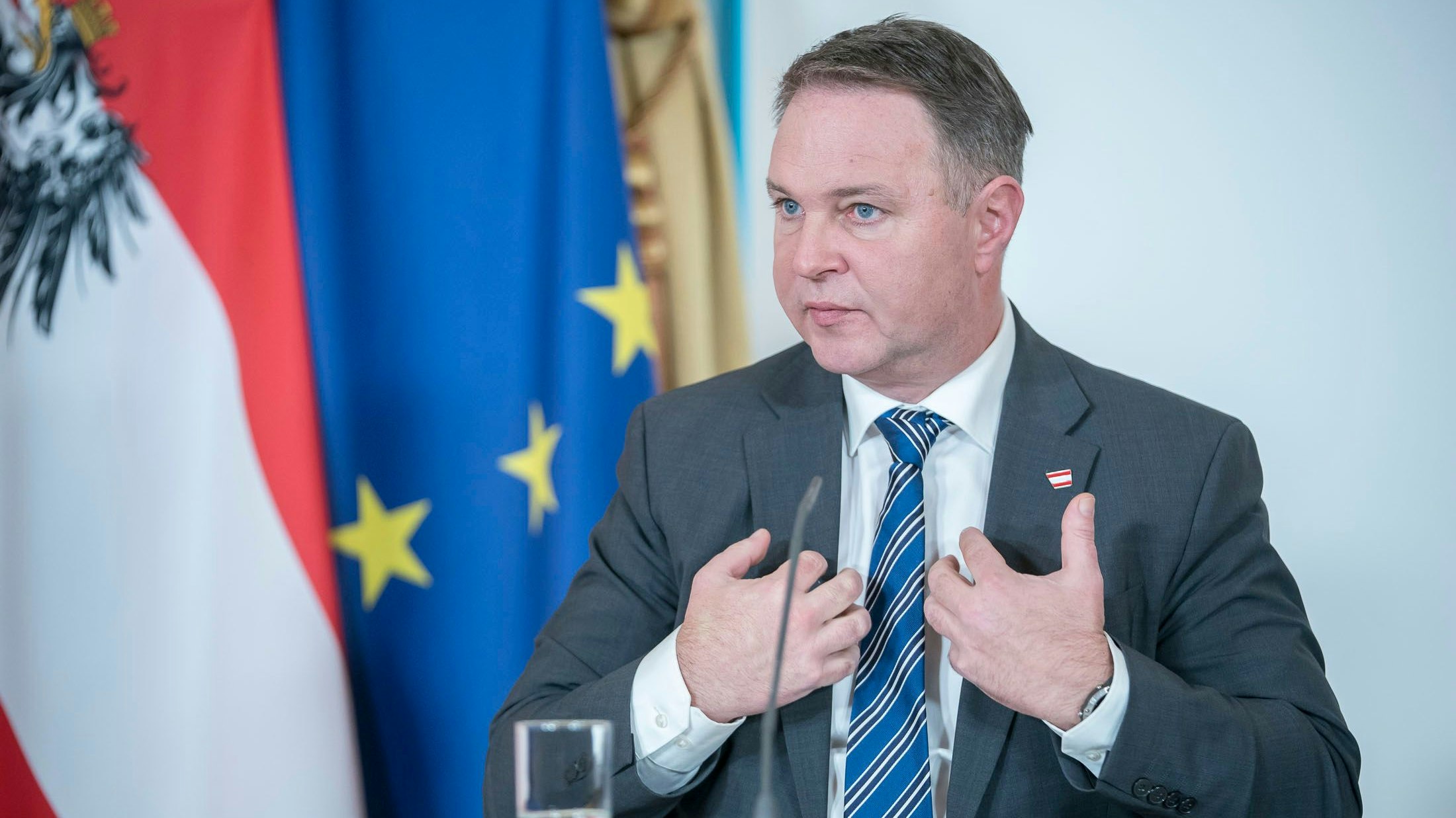 Heute.at - Es ging um Bananen! Skurrile SPÖ-Sitzung mit Babler