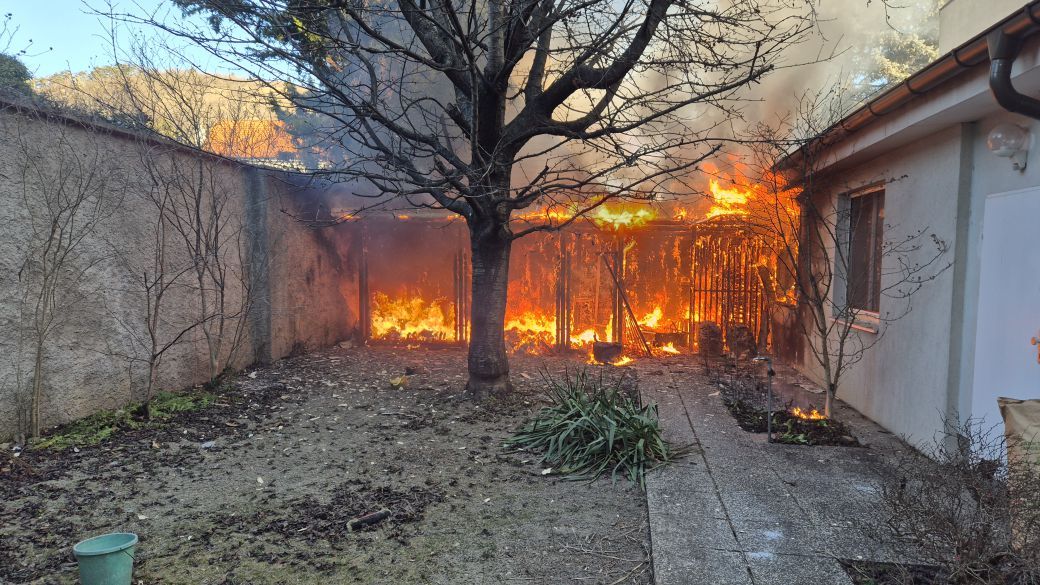 Heute.at - Behinderten-Wohnheim: Brand in Müllraum ausgebrochen