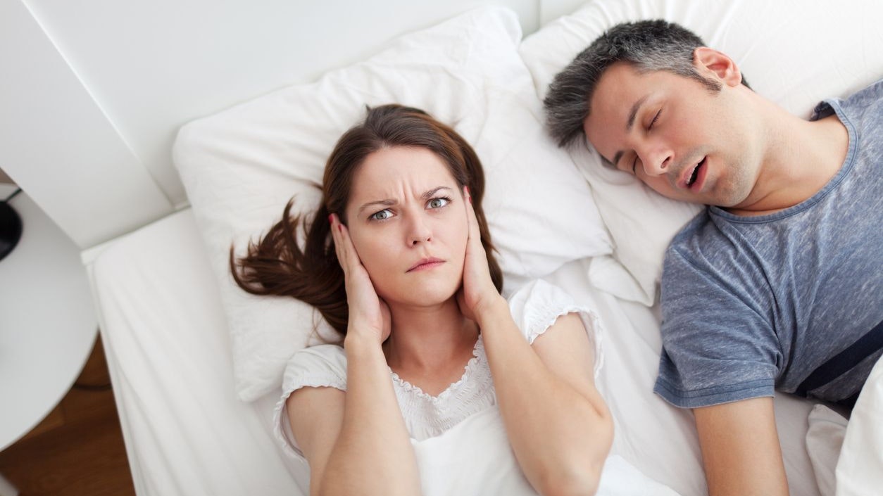 Heute.at - Darum wirst du vom eigenen Schnarchen nicht wach