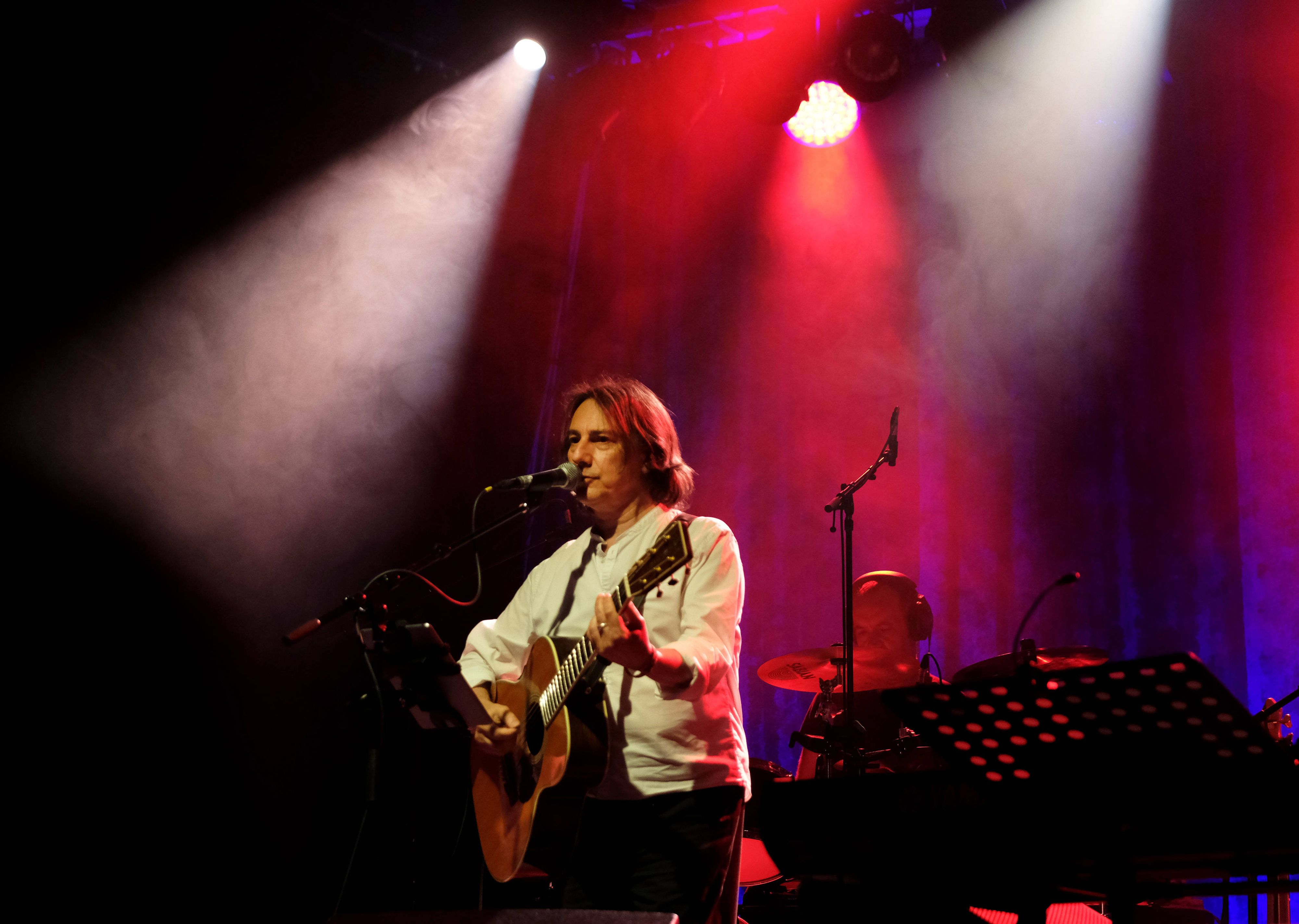 Heute.at - Italo-Star singt für Frieden: Erleben komplexe Zeit