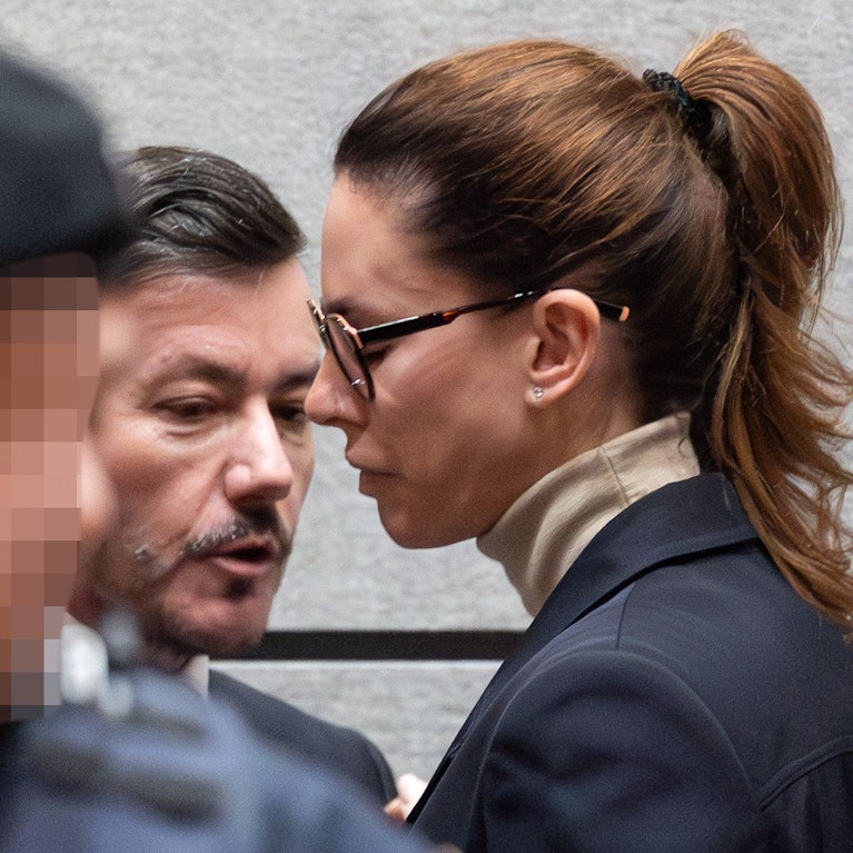 Seit Monaten streiten Nathalie Benko und der Masseverwalter von René Benkos Privatinsolvenz um die Besitzrechte an sieben Ringen, geschätzt 5,5 Millionen wert. Nun soll das Bezirksgericht in der Wiener City klären, wem die Luxusjuwelen in Zukunft gehören sollen.