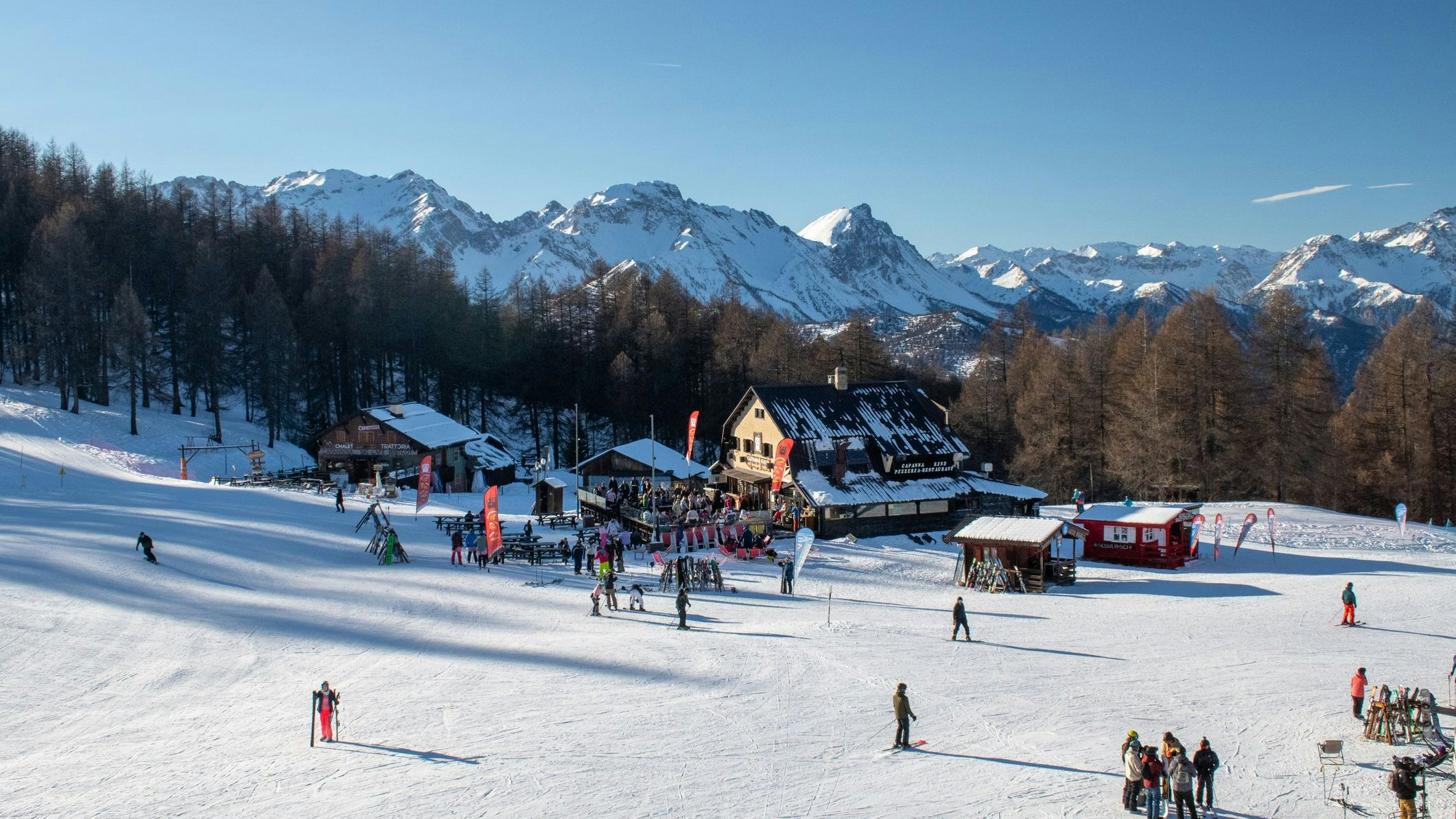 Heute.at - Brutale Massenschlägerei vor Aprés-Ski-Lokal