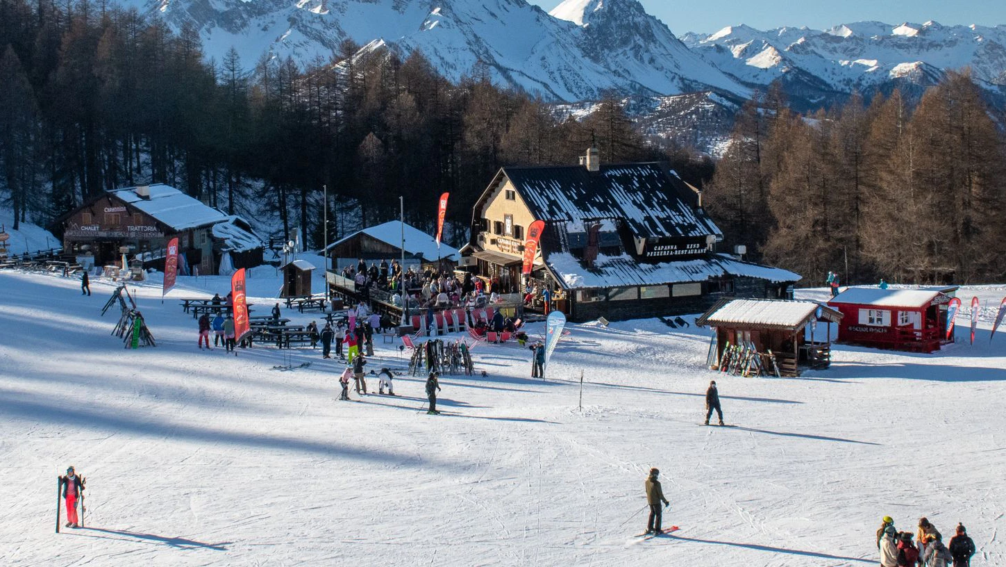 Heute.at - Prügel-Attacke in Skihütte – Angreifer fliehen auf Ski