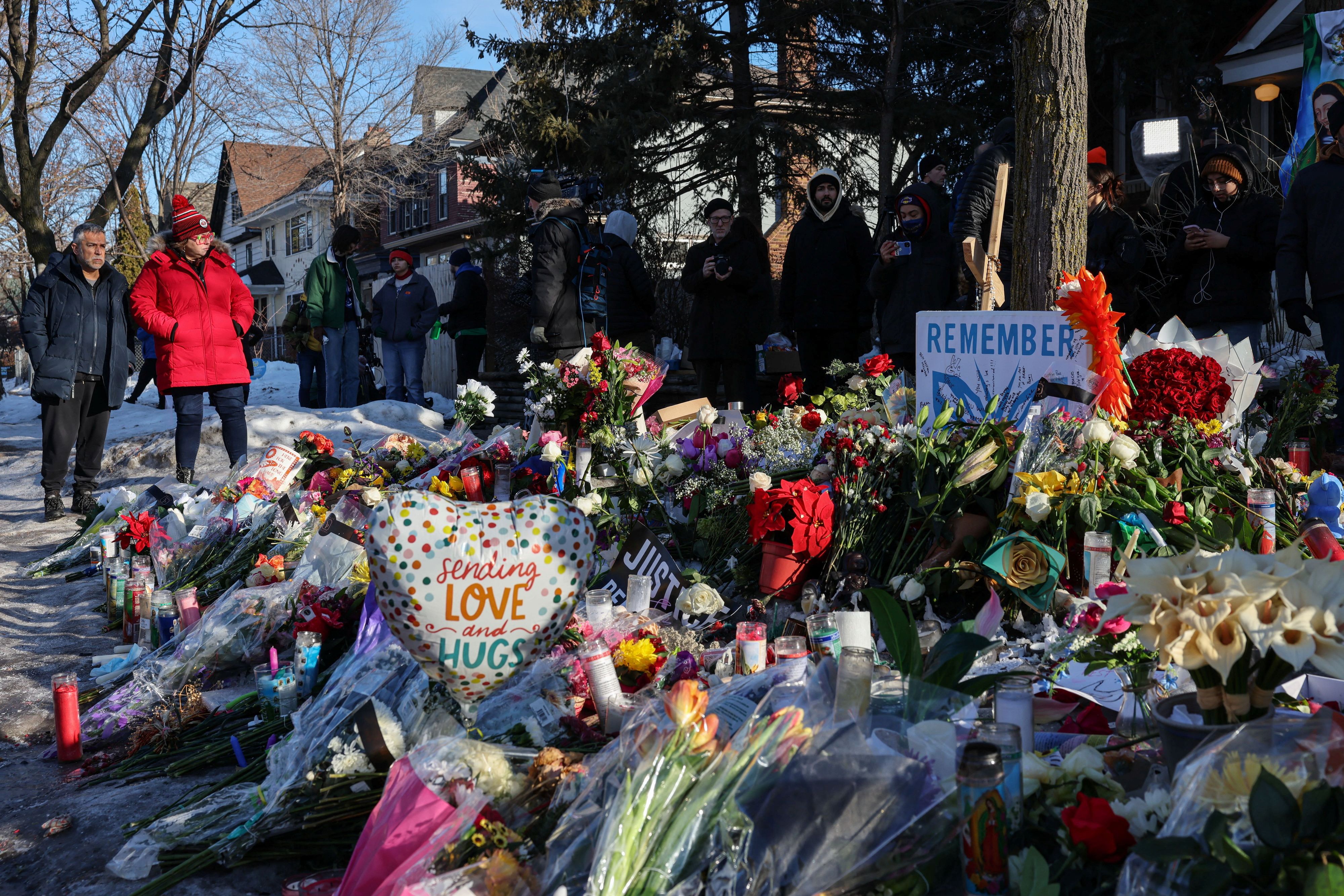 Heute.at - Tödliche ICE-Schüsse – wilder Streit um Ermittlungen