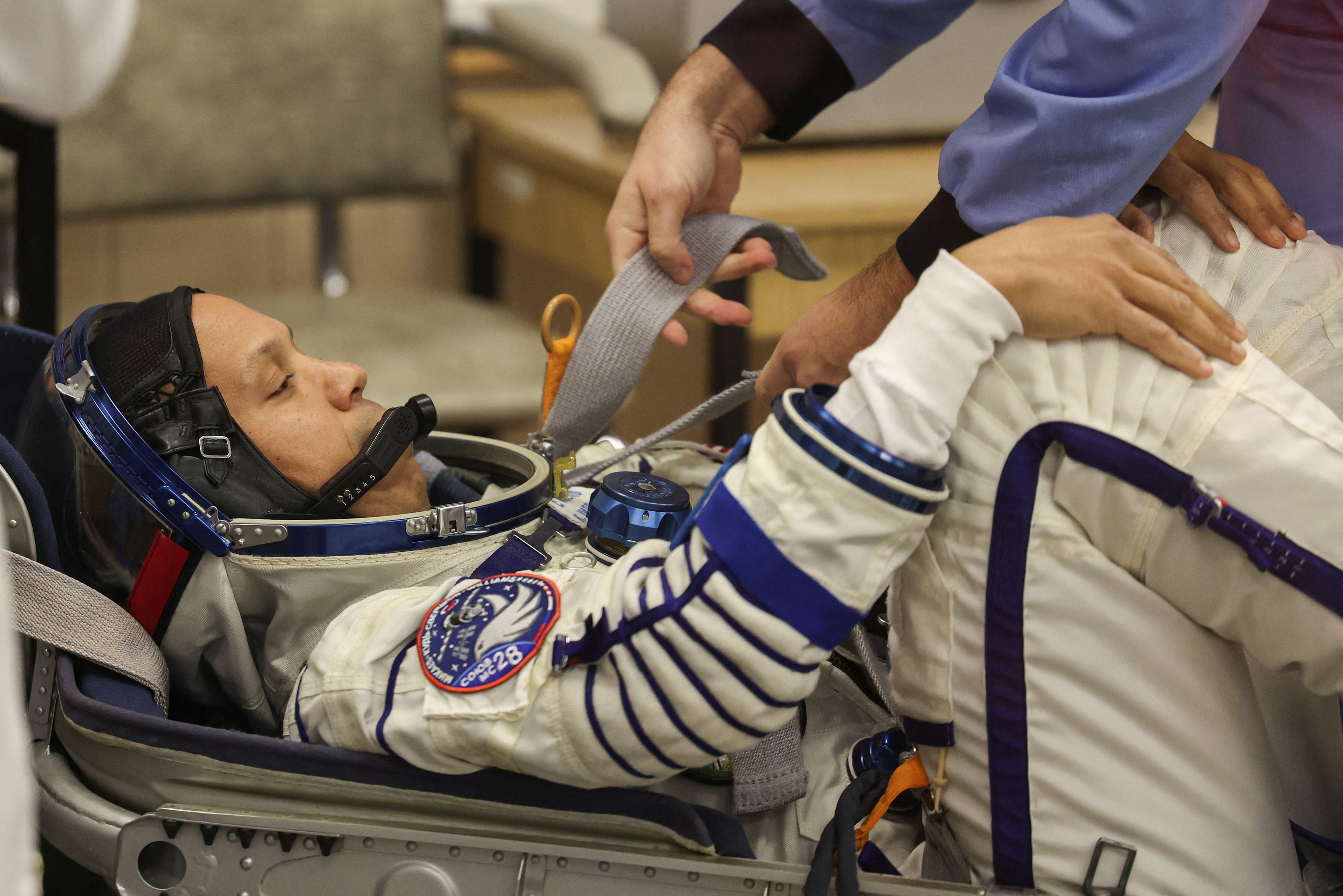 Heute.at - Drama auf der ISS – Nasa holt die Crew vorzeitig zurück