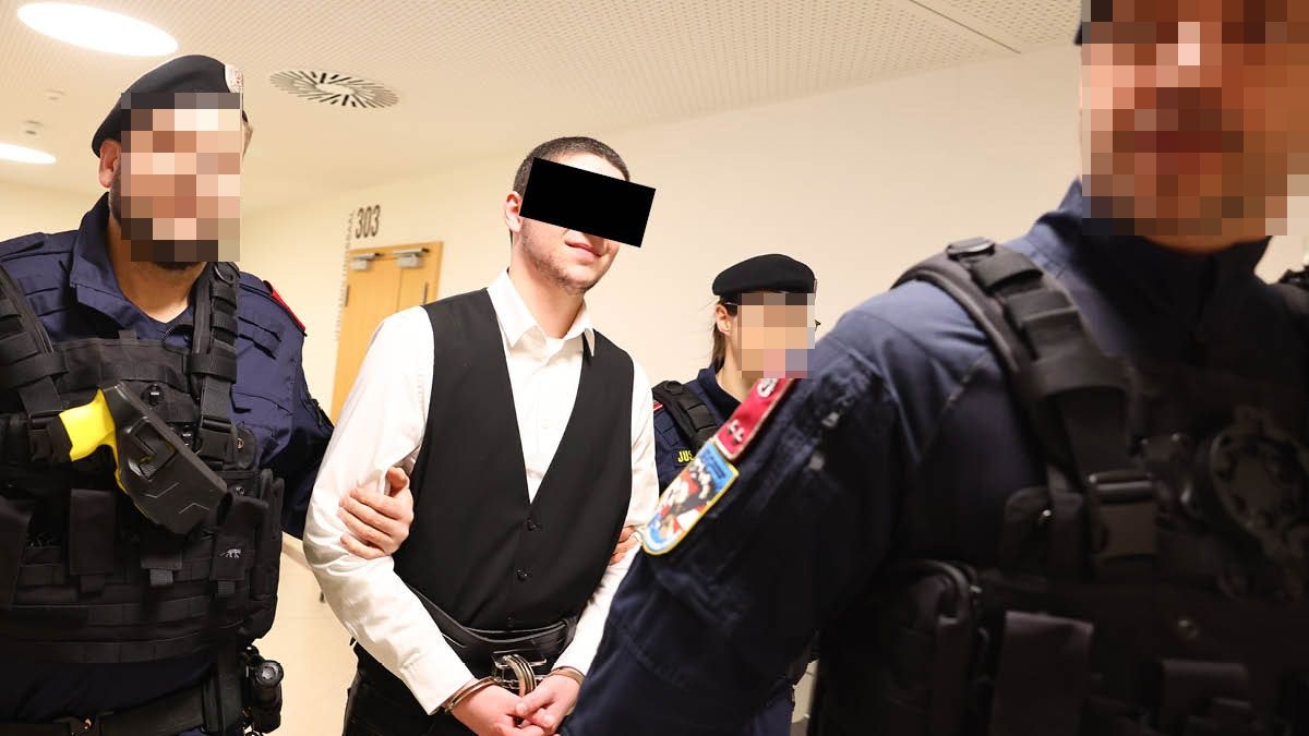 Heute.at - Gebet in Moschee vor Angriff – Bandenkrieg-Exzess