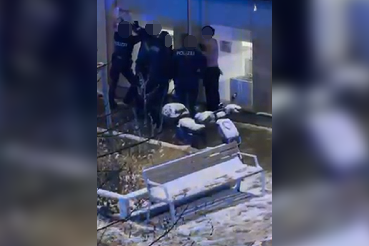 Heute.at - Bewohner geht mit Küchenmesser auf Wien-Touristen los