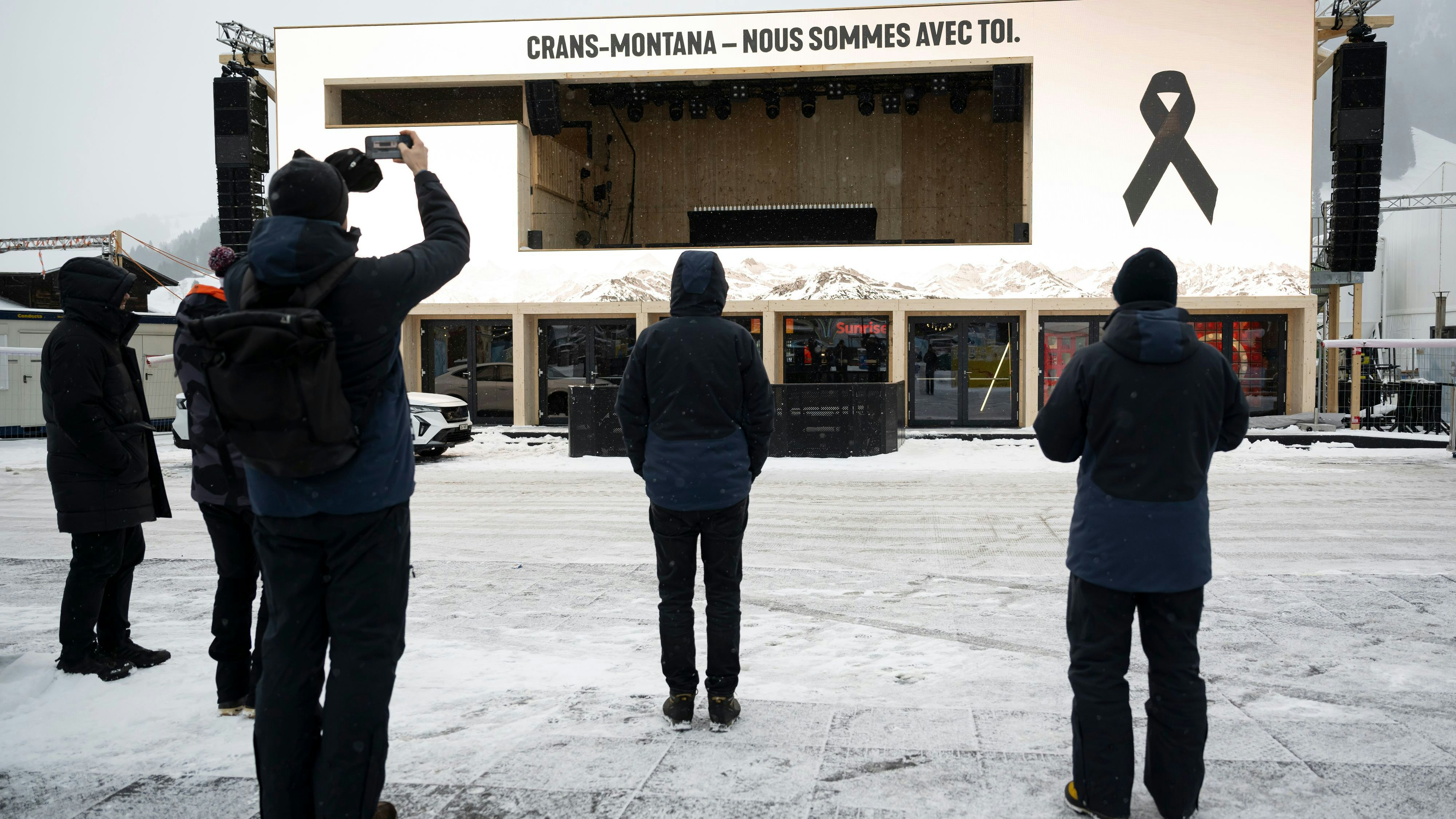 Heute.at - Keine Party in Adelboden nach Crans-Montana-Tragödie