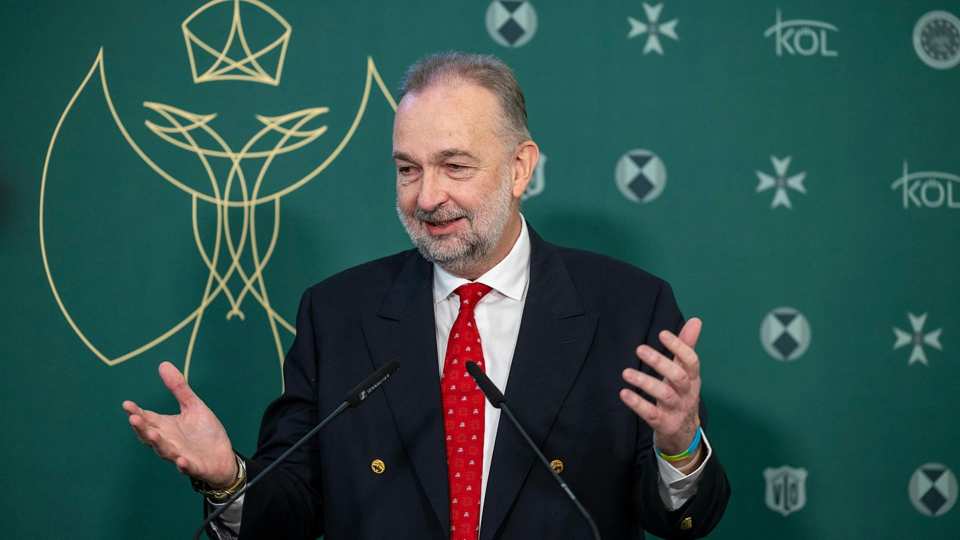 Heute.at - Habsburg wettert gegen falsche Patrioten und Putin