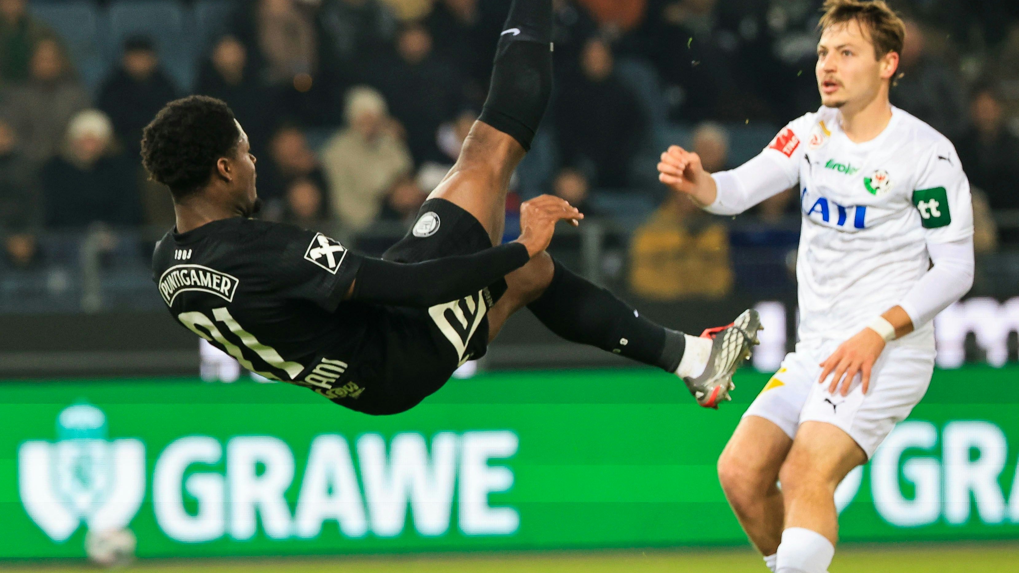 Heute.at - Millionen-Regen! Sturm gibt Star nach Glasgow ab