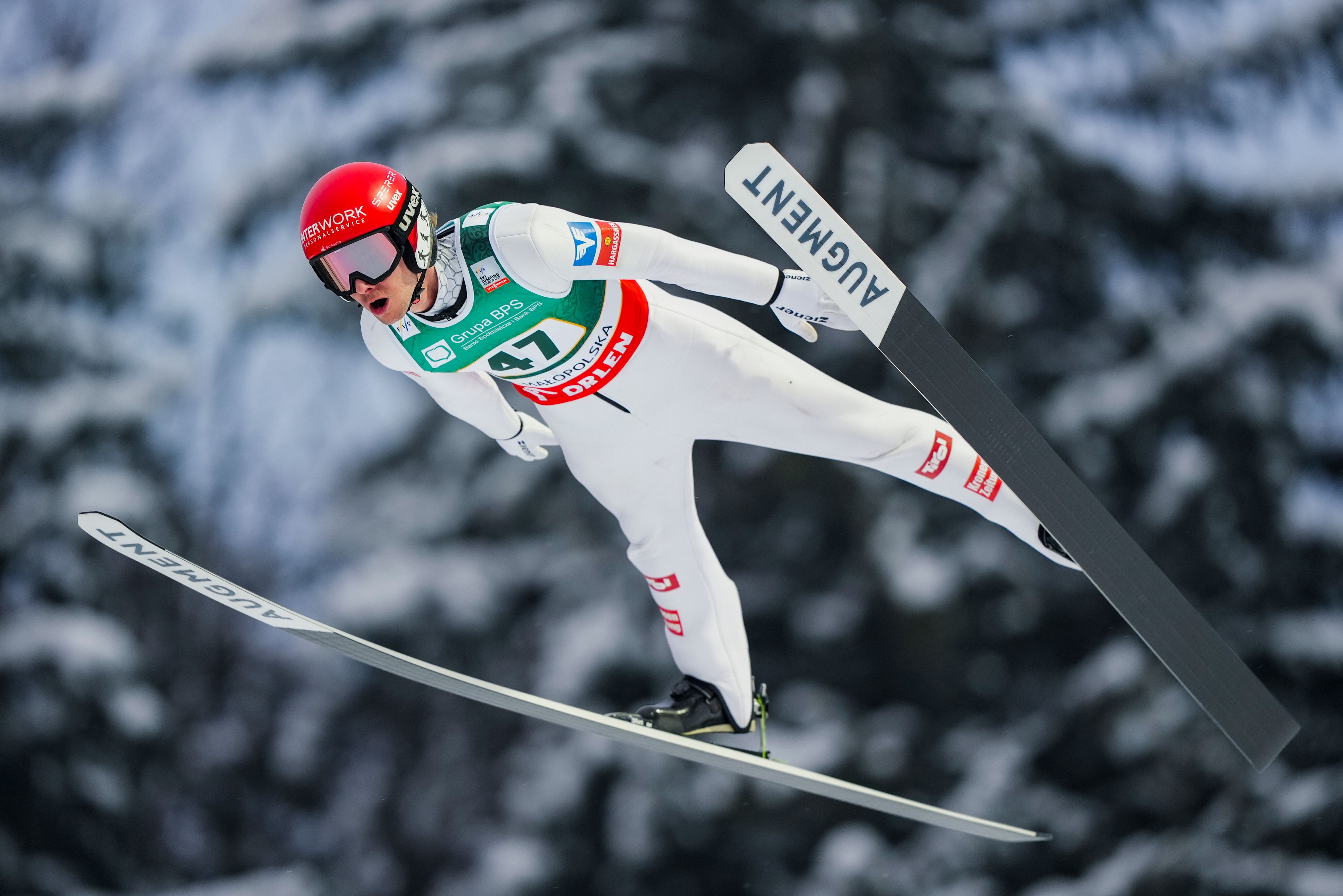 Heute.at - ÖSV-Adler fliegt bei Abschiedstour mit 40 aufs Podest