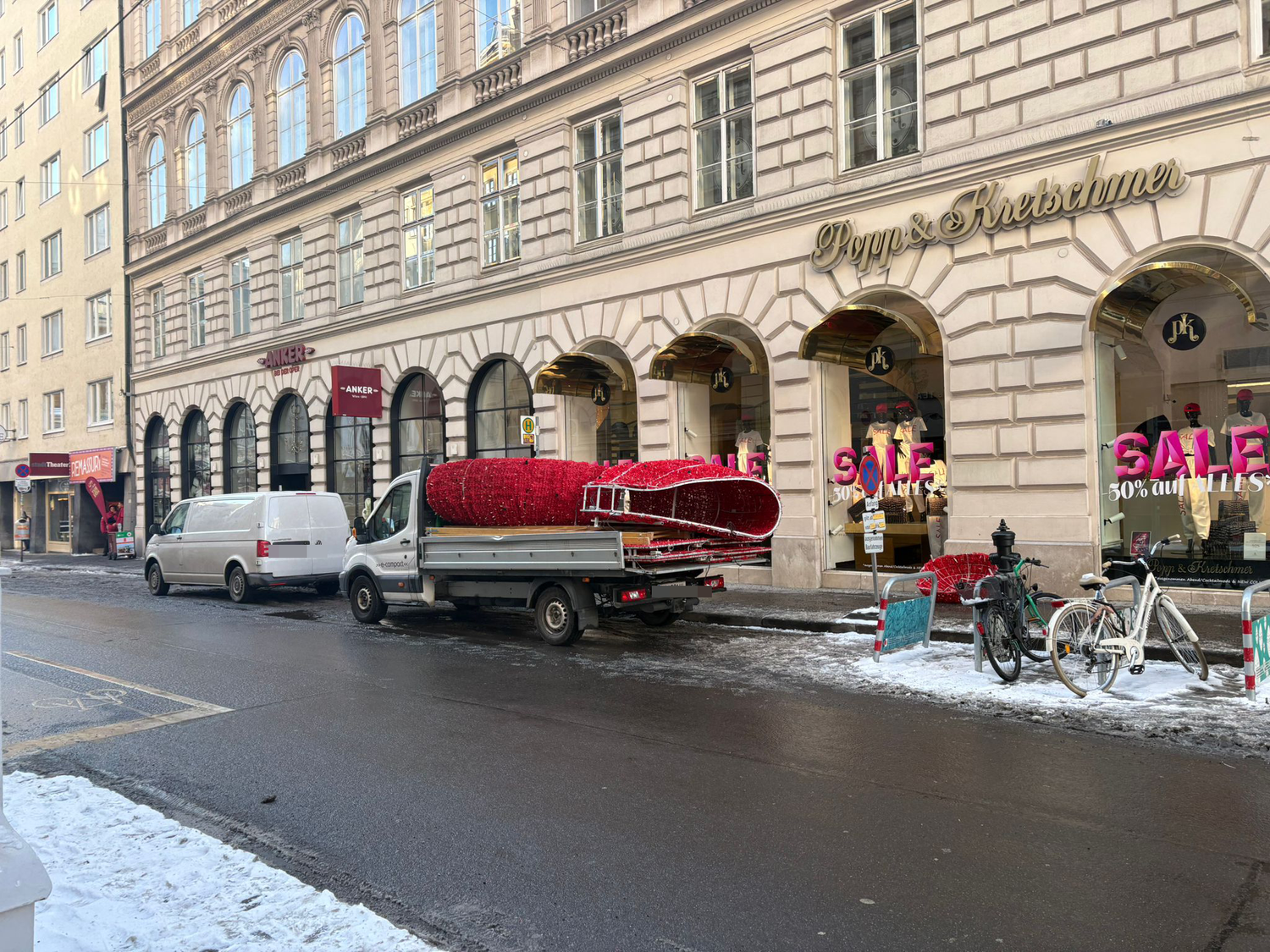 Heute.at - Mascherl adé – Selfie-Wahnsinn in City ist nun passé