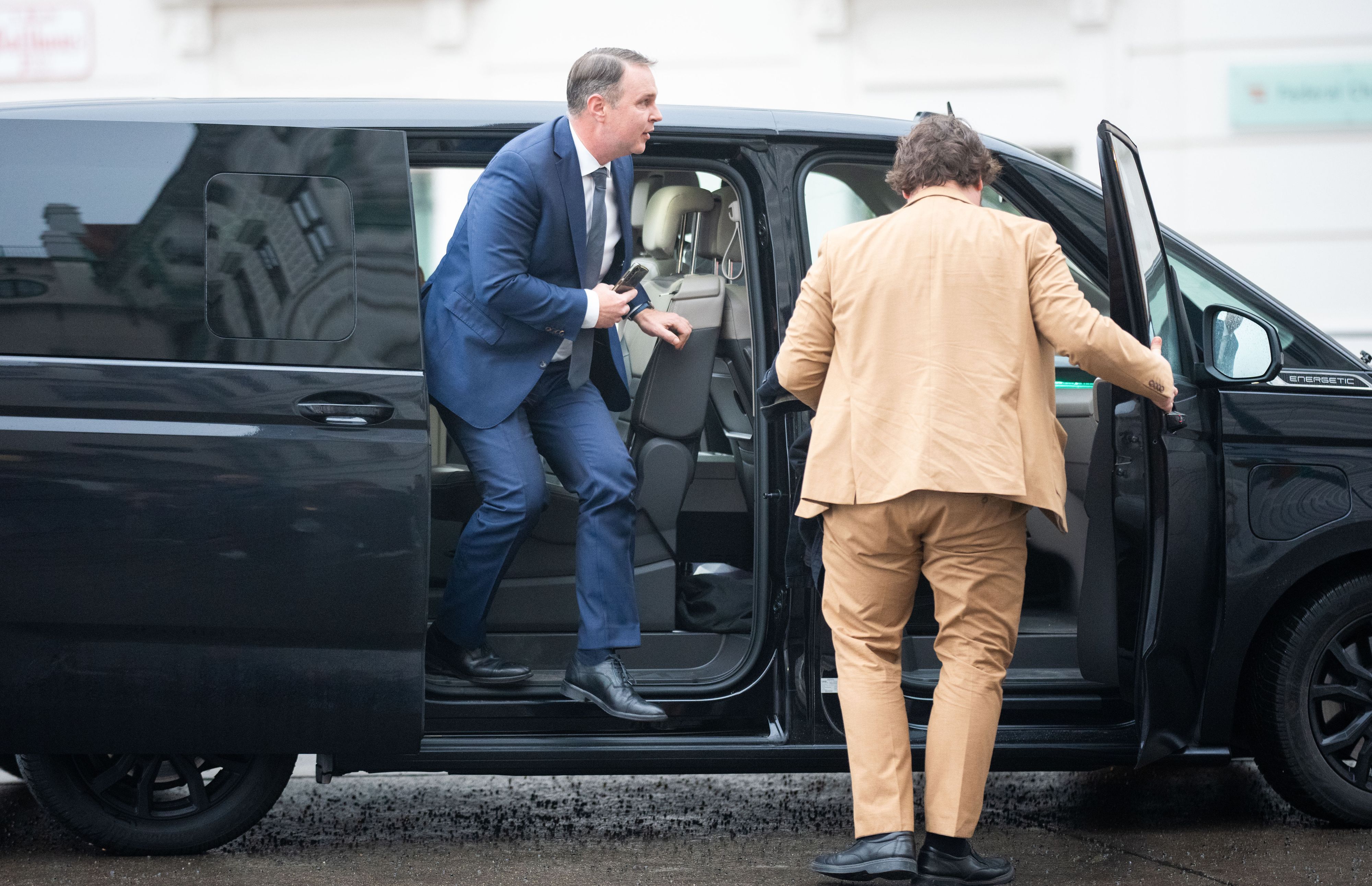 Heute.at - Tiramisu-Gipfel: So legte SPÖ die Kern-Debatte auf Eis