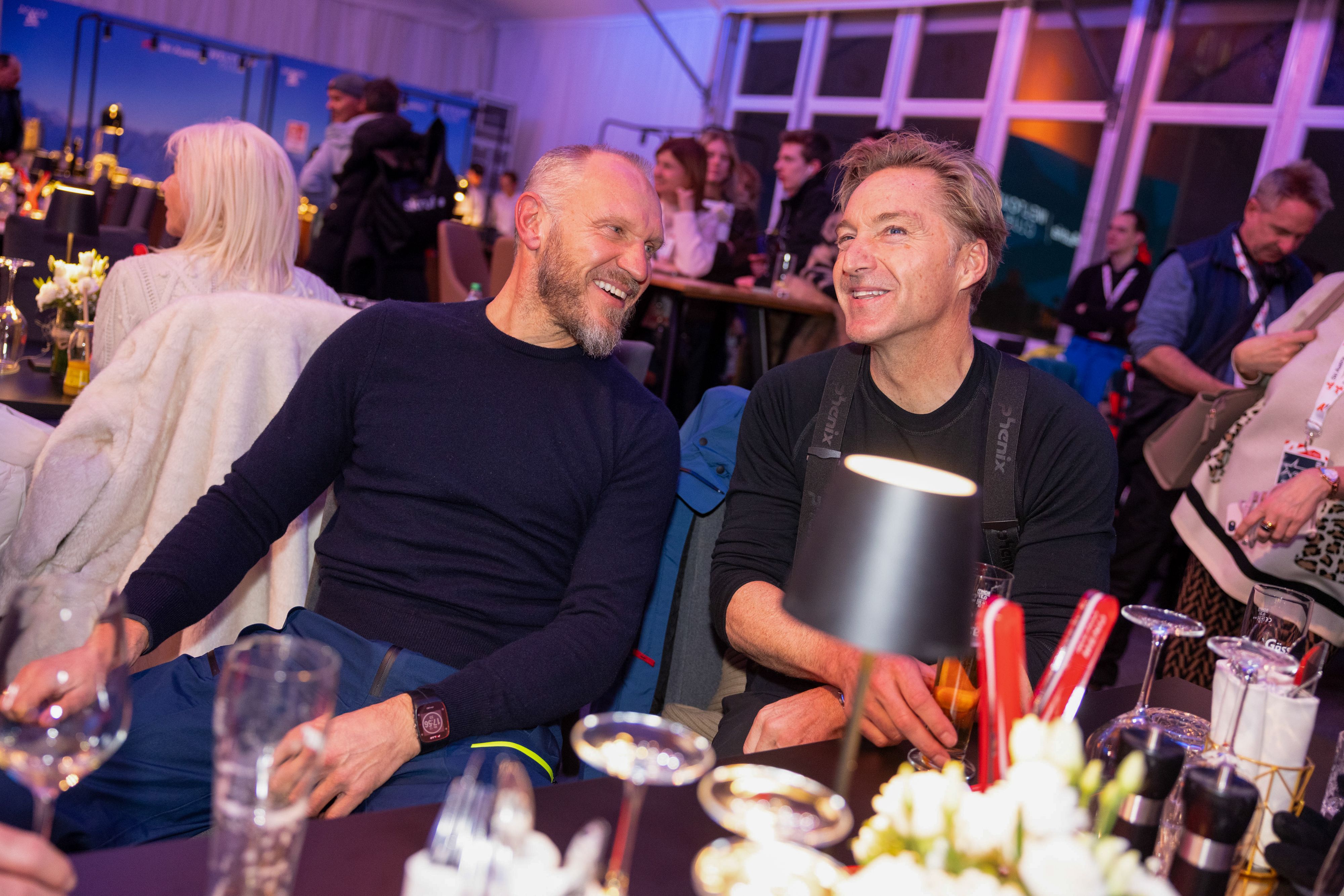 Heute.at - Herminator fuhr mit den Promis um die Wette