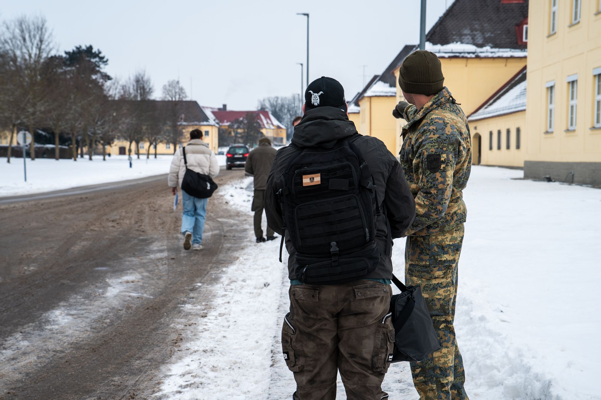 Heute.at - 380 Rekruten rückten bei Minusgraden zum Heer ein