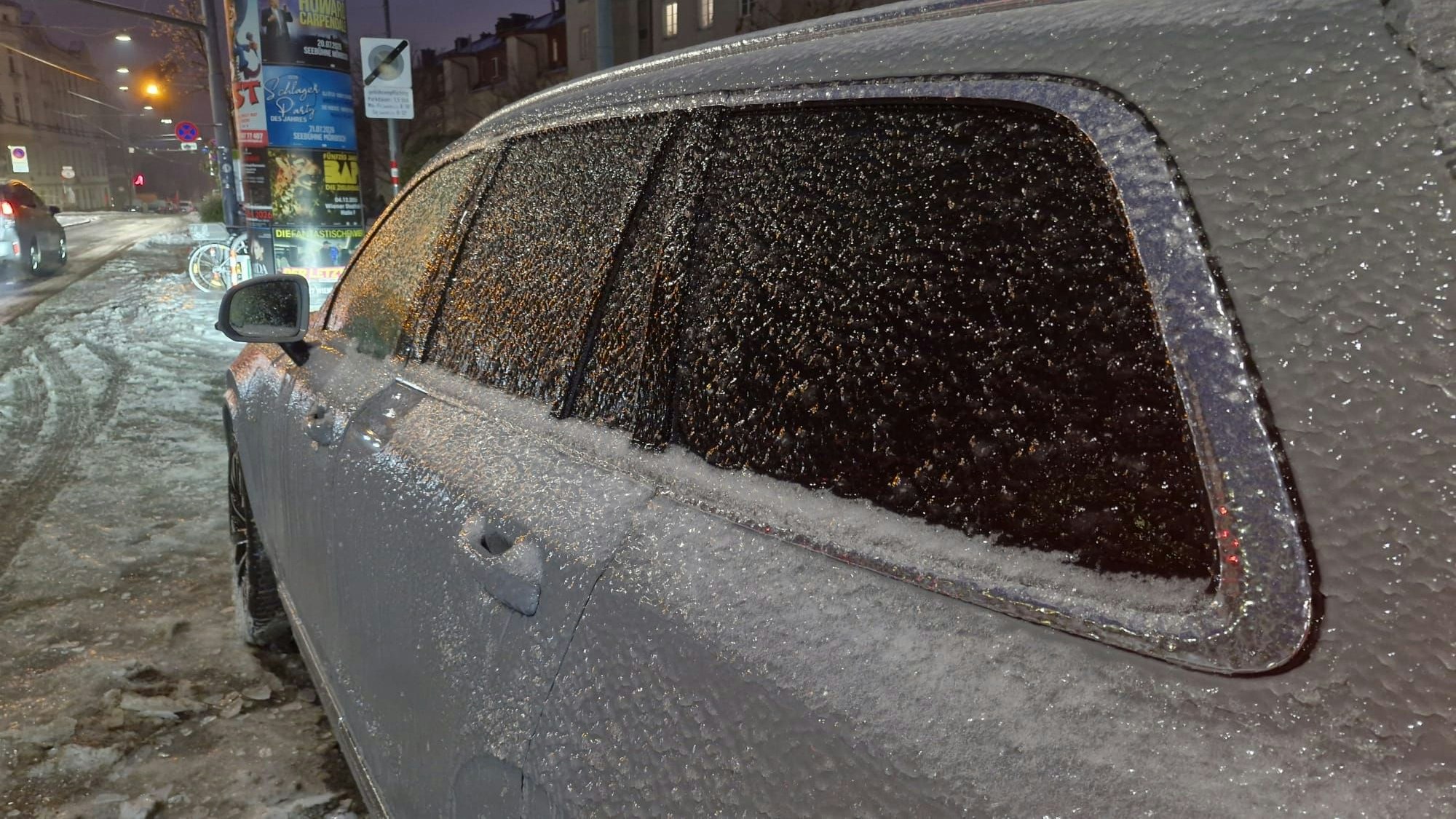 Heute.at - Komme nicht weg – Wiener verzweifelt an Eis-Chaos