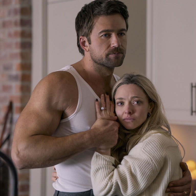 Der Thriller "The Housemaid – Wenn sie wüsste" definiert zwar die Grenzen des Genres nicht neu, ist dafür aber ein echter Nägelbeißer mit mehreren Twists und einem unerwarteten Ende. Ebenfalls neu im Kino: die Gesellschaftssatire "Extrawurst" mit Hape Kerkeling.