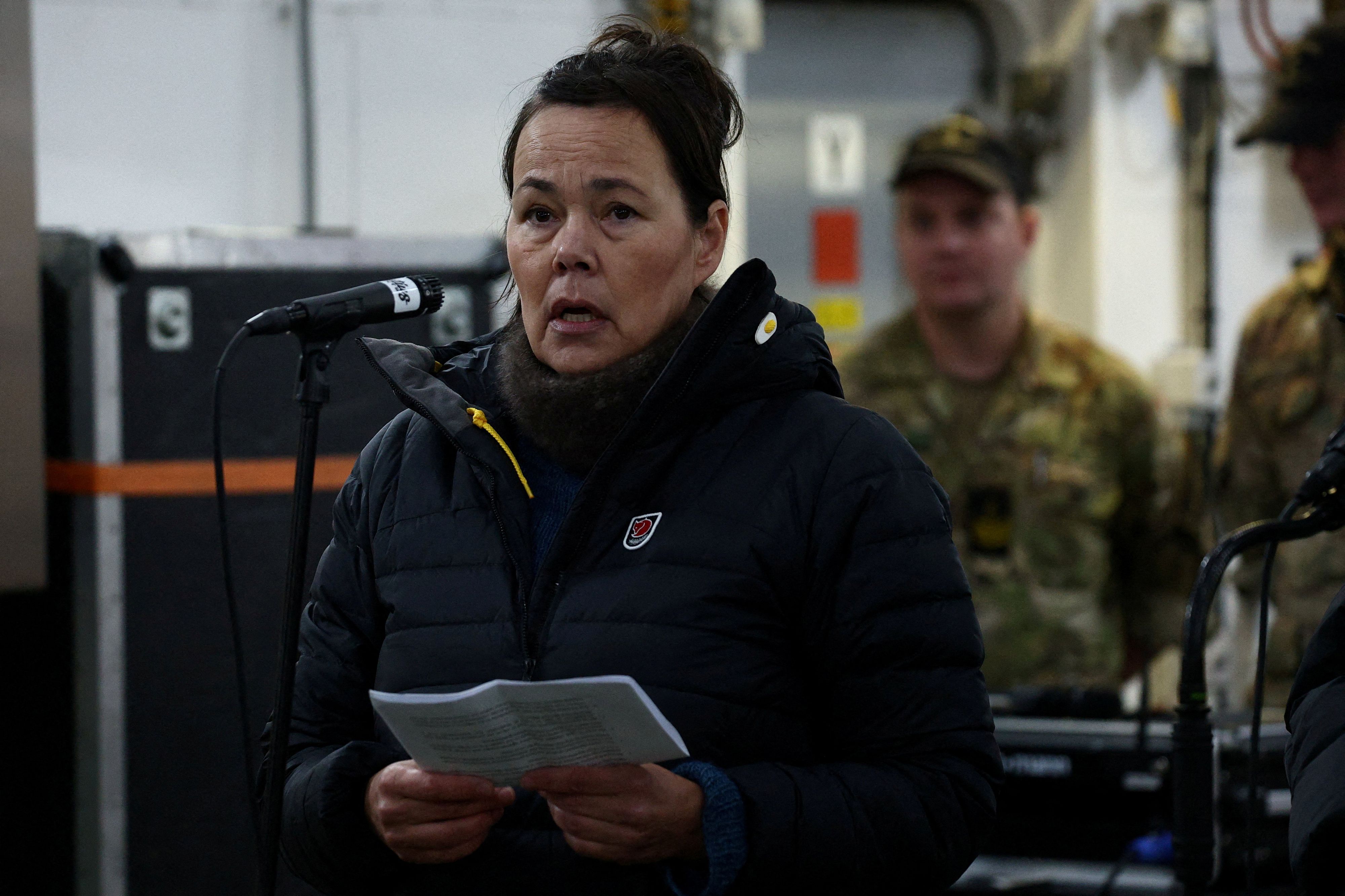 Heute.at - Grönlands Außenministerin ringt mit den Tränen