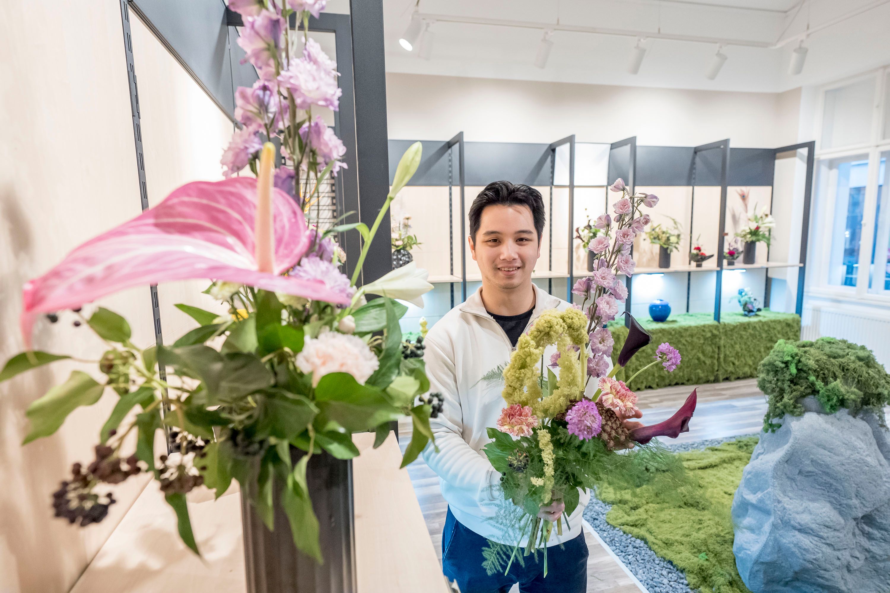 Heute.at - Trend aus Japan – Florist zaubert blühende Kunstwerke
