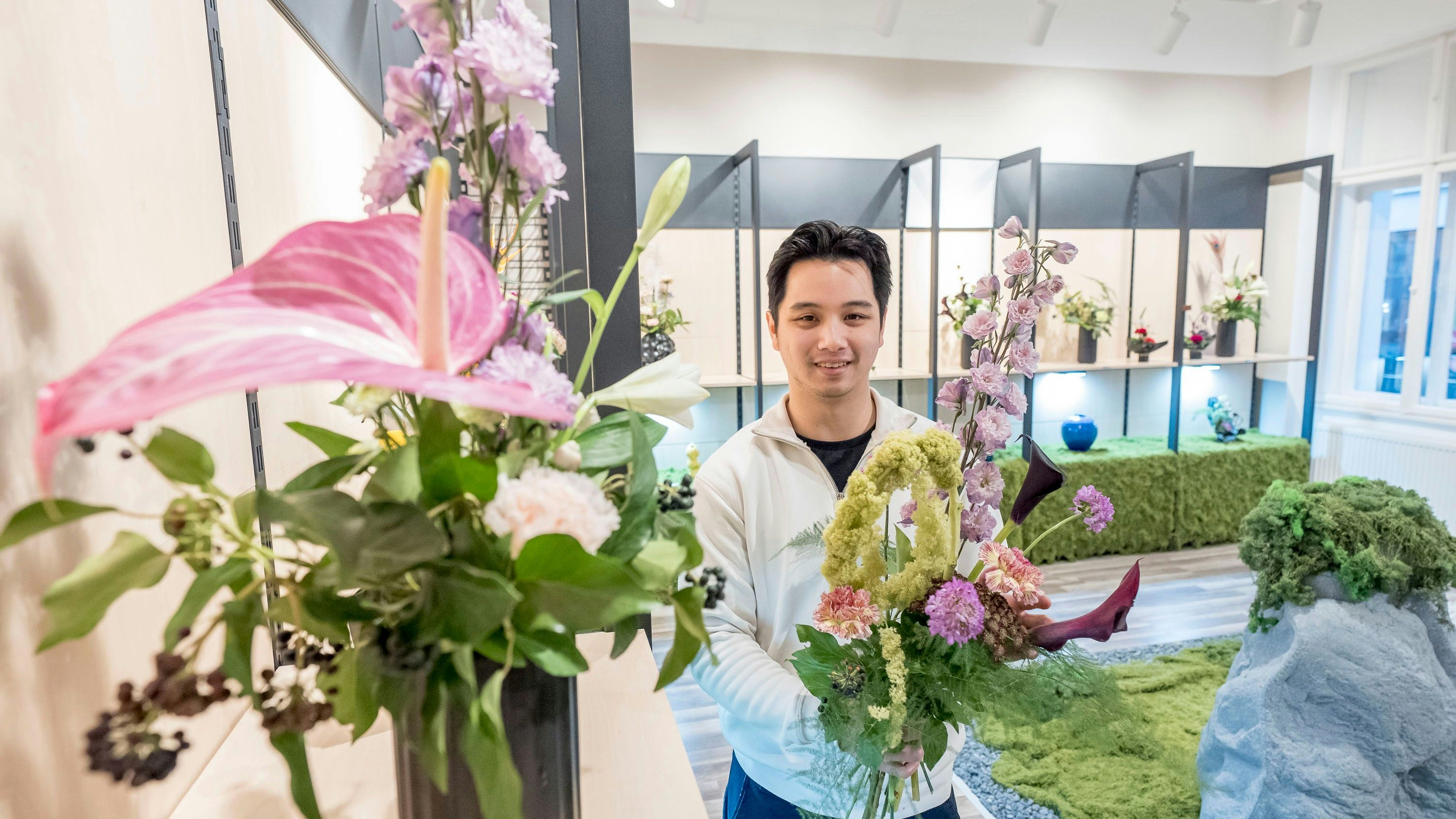Heute.at - Trend aus Japan – Florist zaubert blühende Kunstwerke