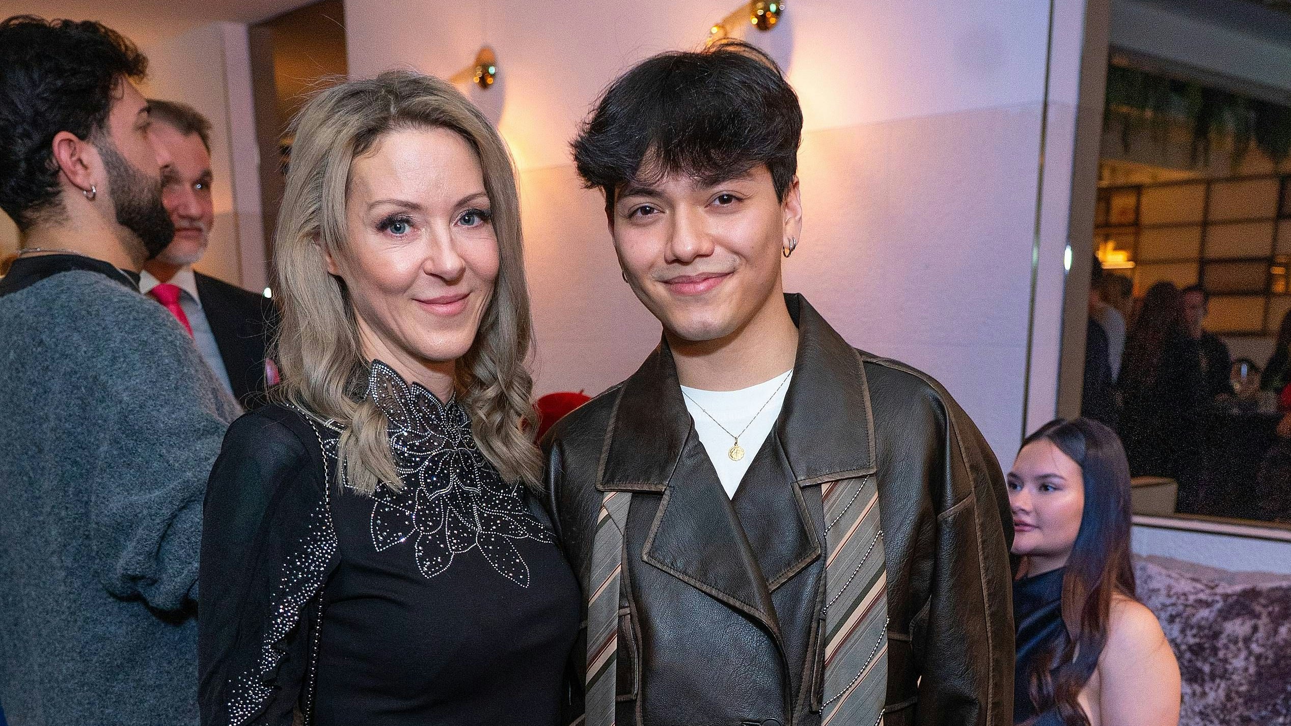 Heute.at - Schon gebrochen – Simone Lugner über Neujahrsvorsätze