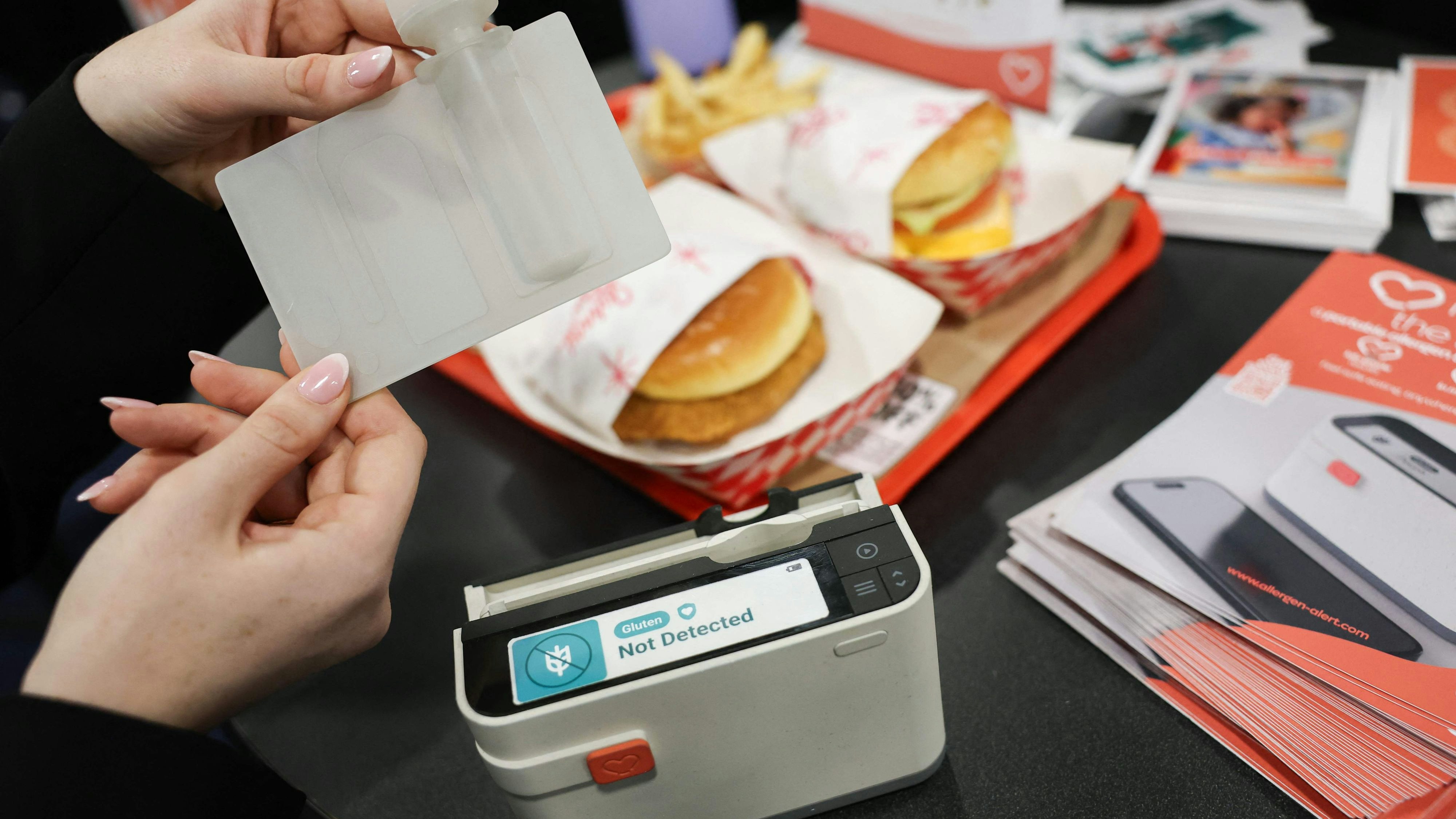 Heute.at - Mit diesem Gerät erkennst du Allergene auf Knopfdruck
