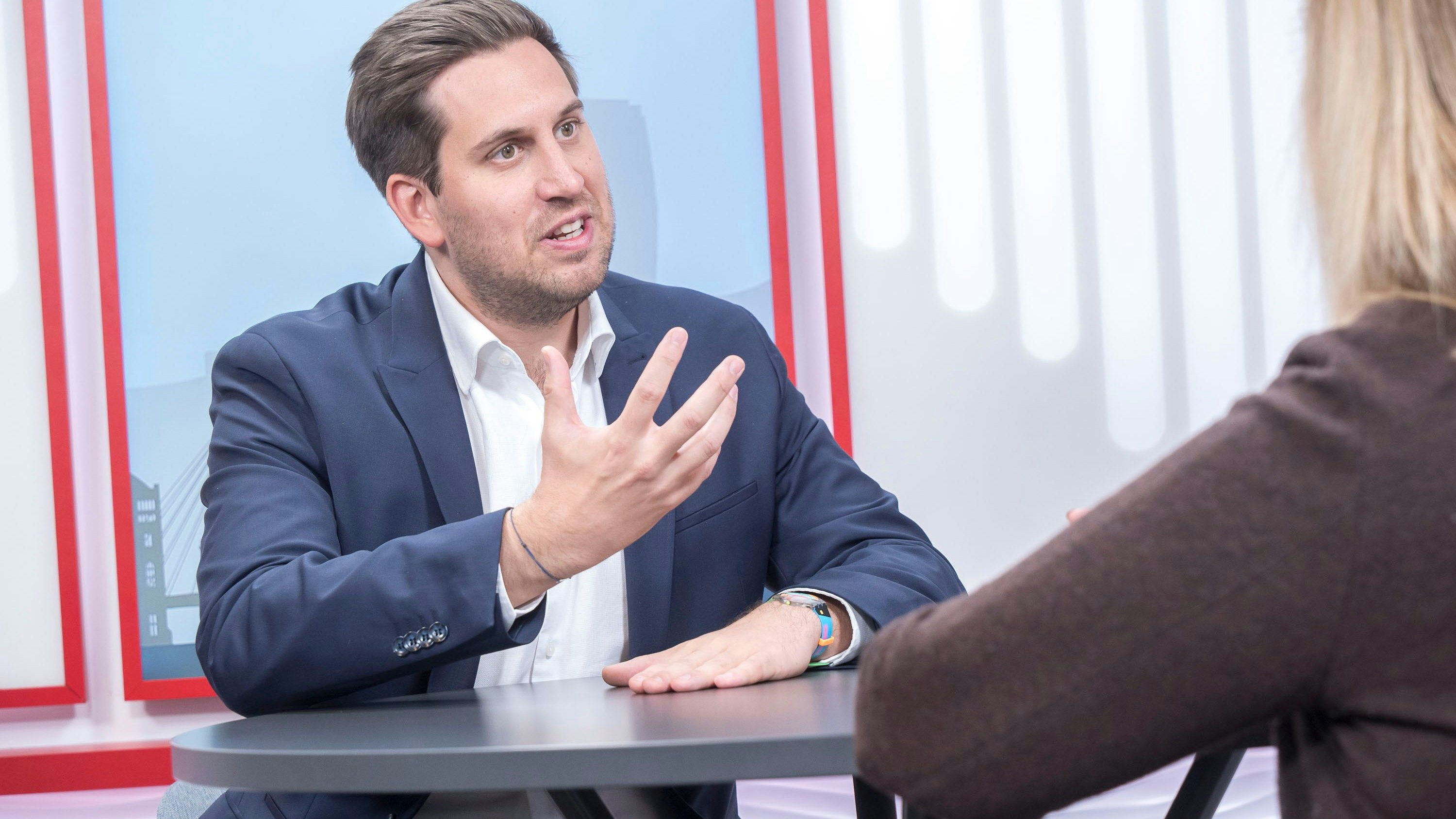 Heute.at - Pröll sagt an: Grünes Licht für selbstfahrende Autos