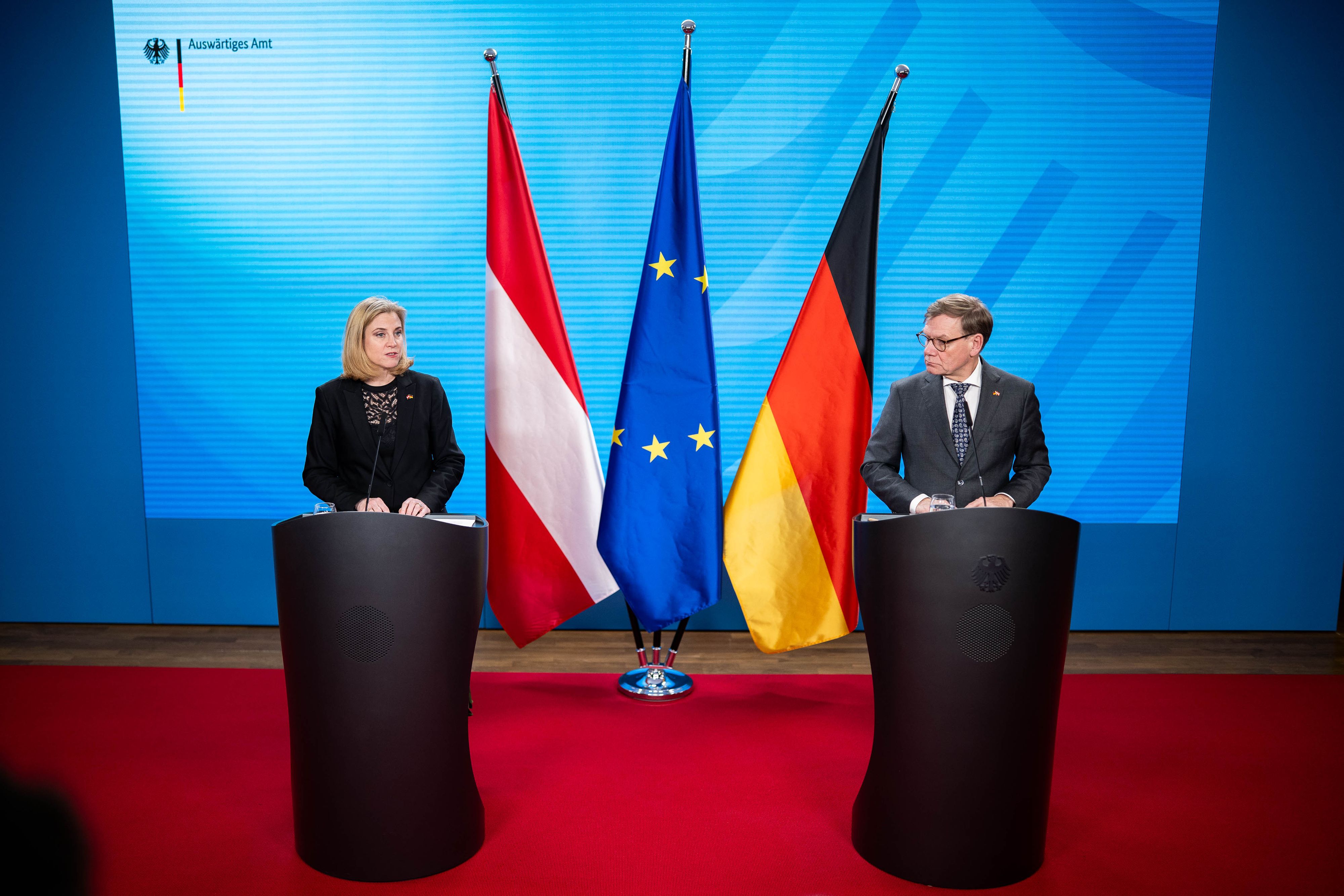 Heute.at - Ministerin schießt gegen falsche Patrioten in Europa