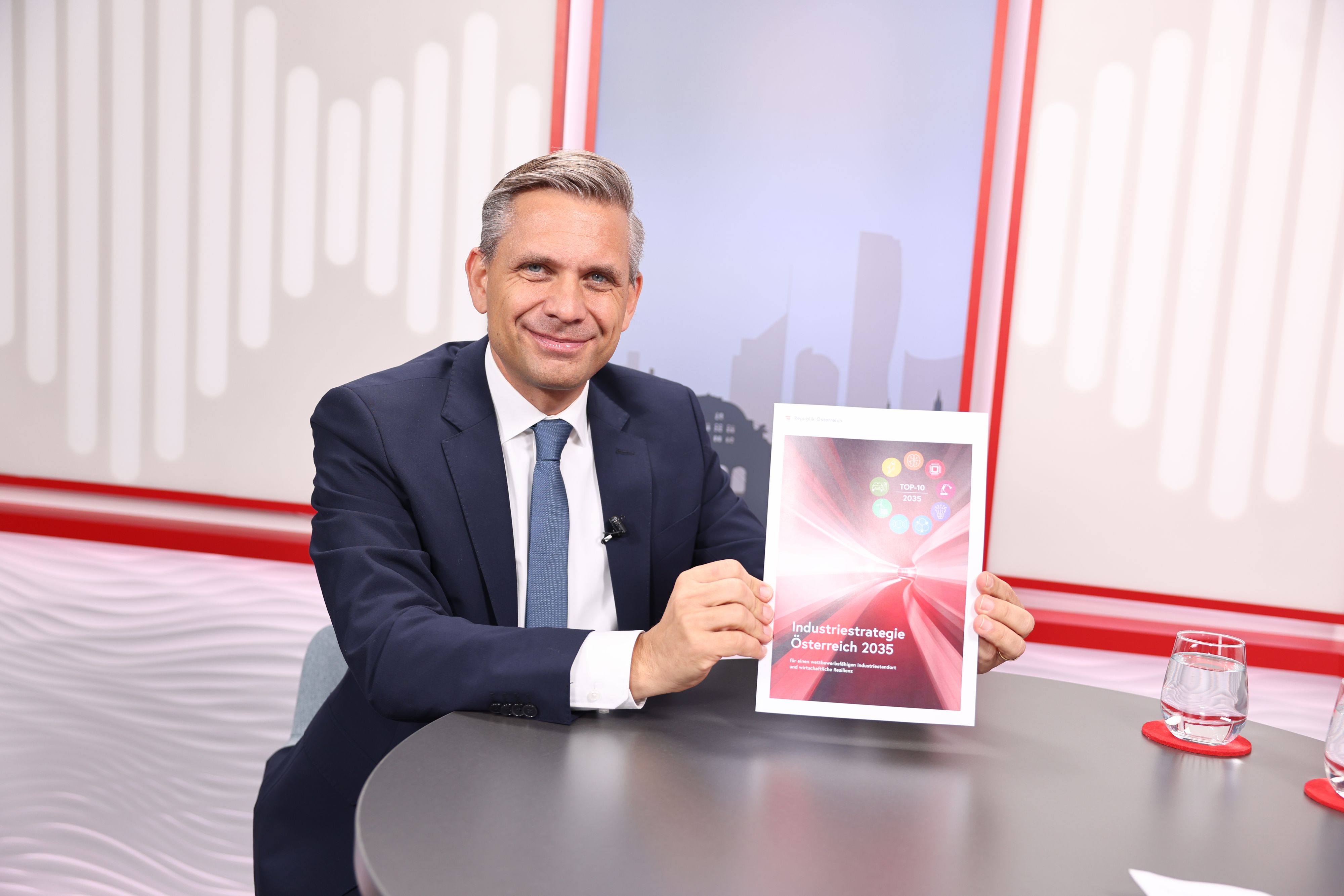 Heute.at - Einige werden es schwer haben – Minister ganz offen