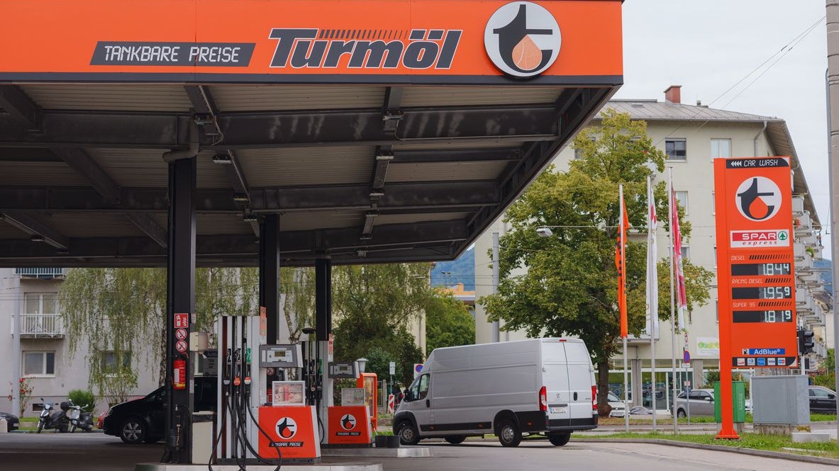 Heute.at - Zum 3. Mal! Bewaffneter Raubüberfall auf Tankstelle