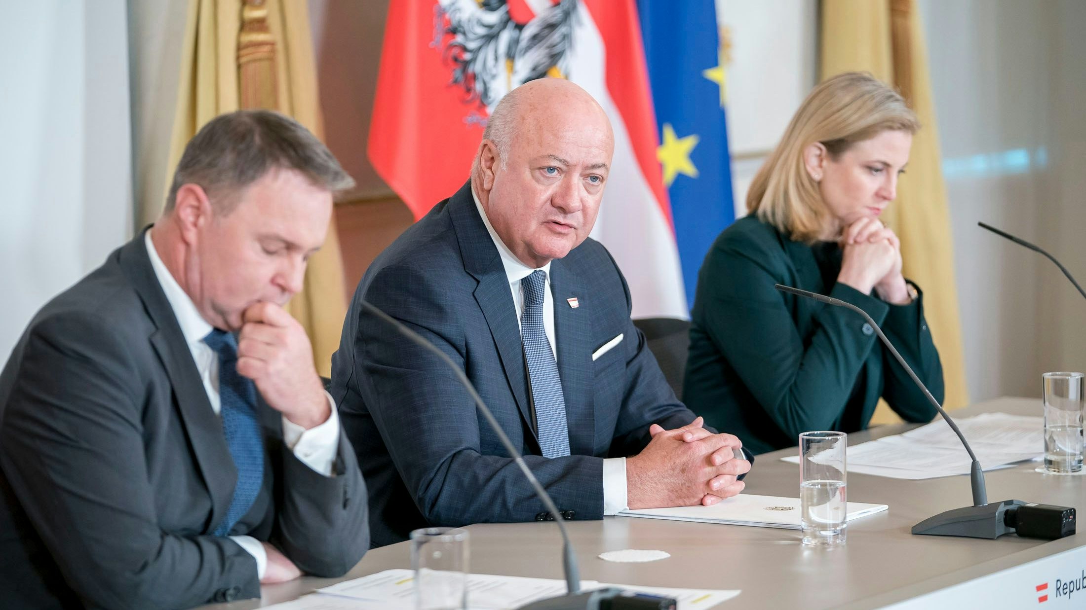 Heute.at - Verwundert – neuer Regierungs-Streit ausgebrochen