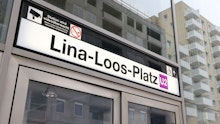 Leben für den Lina-Loos-Platz: Geister-Station erwacht!