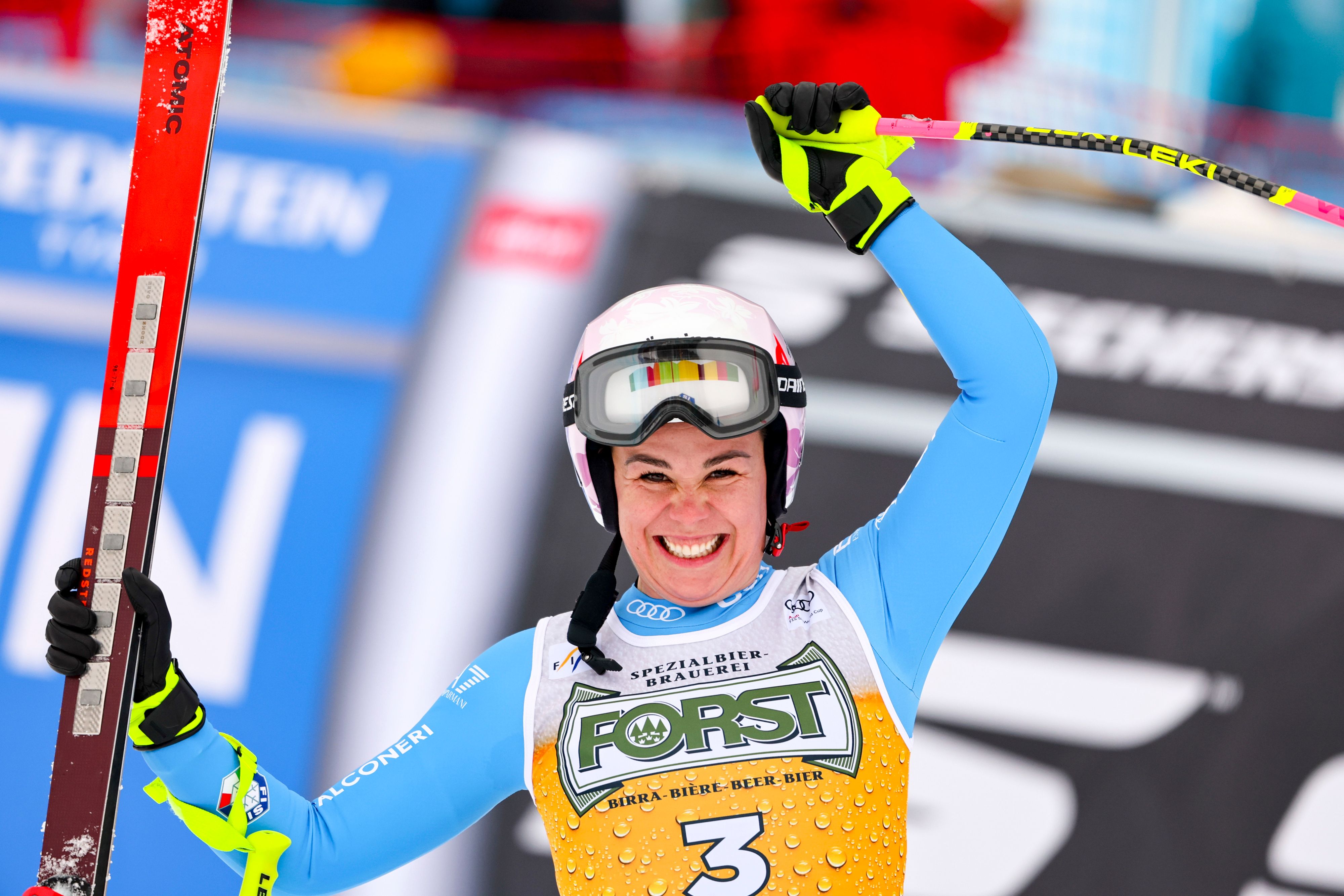 Nicole Delago jubelt über ihren ersten Sieg.