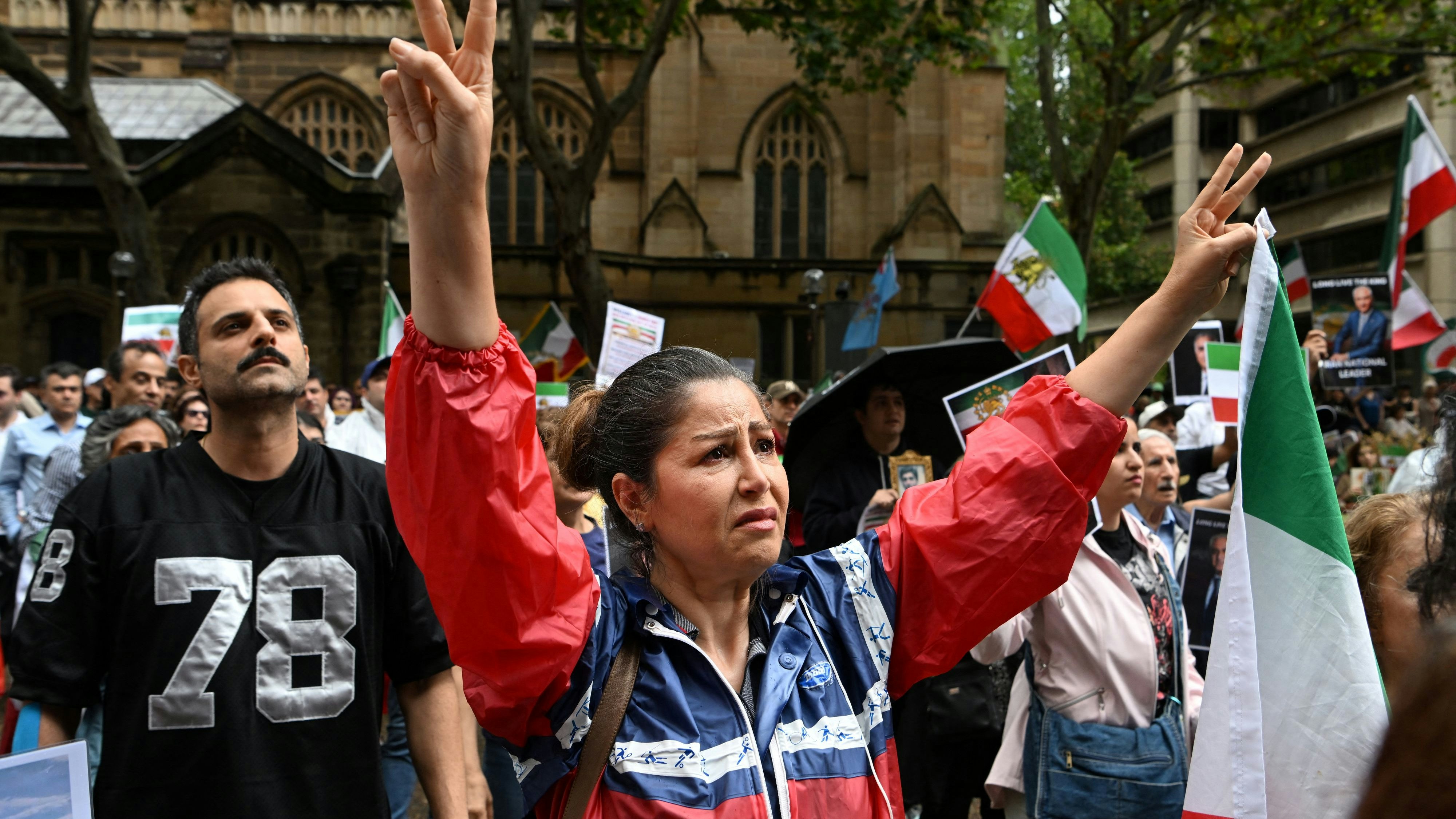 Heute.at - Internet im Iran: Leichte Verbesserung nach Sperre