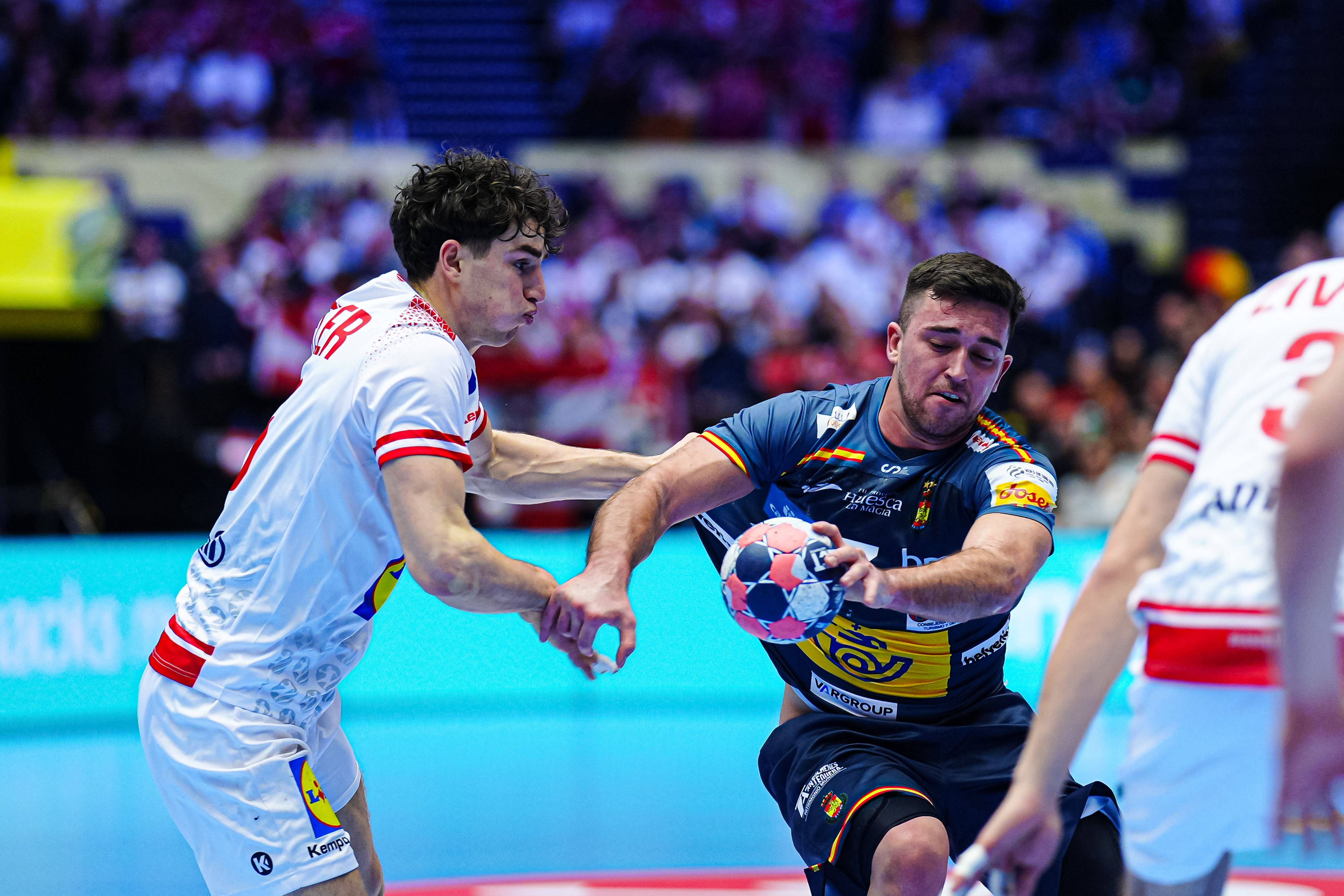 Österreichs Handball-Stars im Duell mit Spanien. 