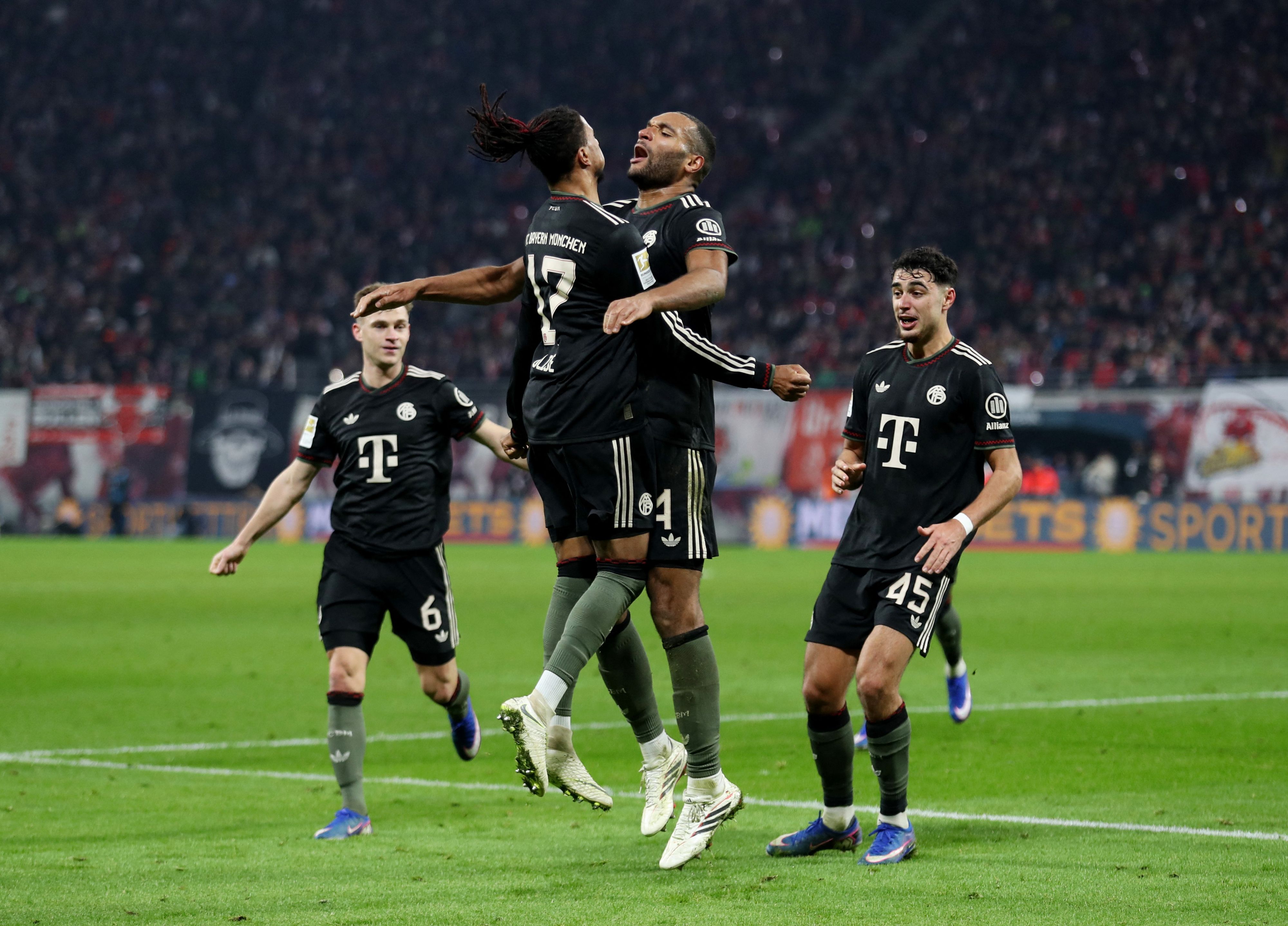 Heute.at - Eiskalte Bayern nehmen Leipzig spät auseinander