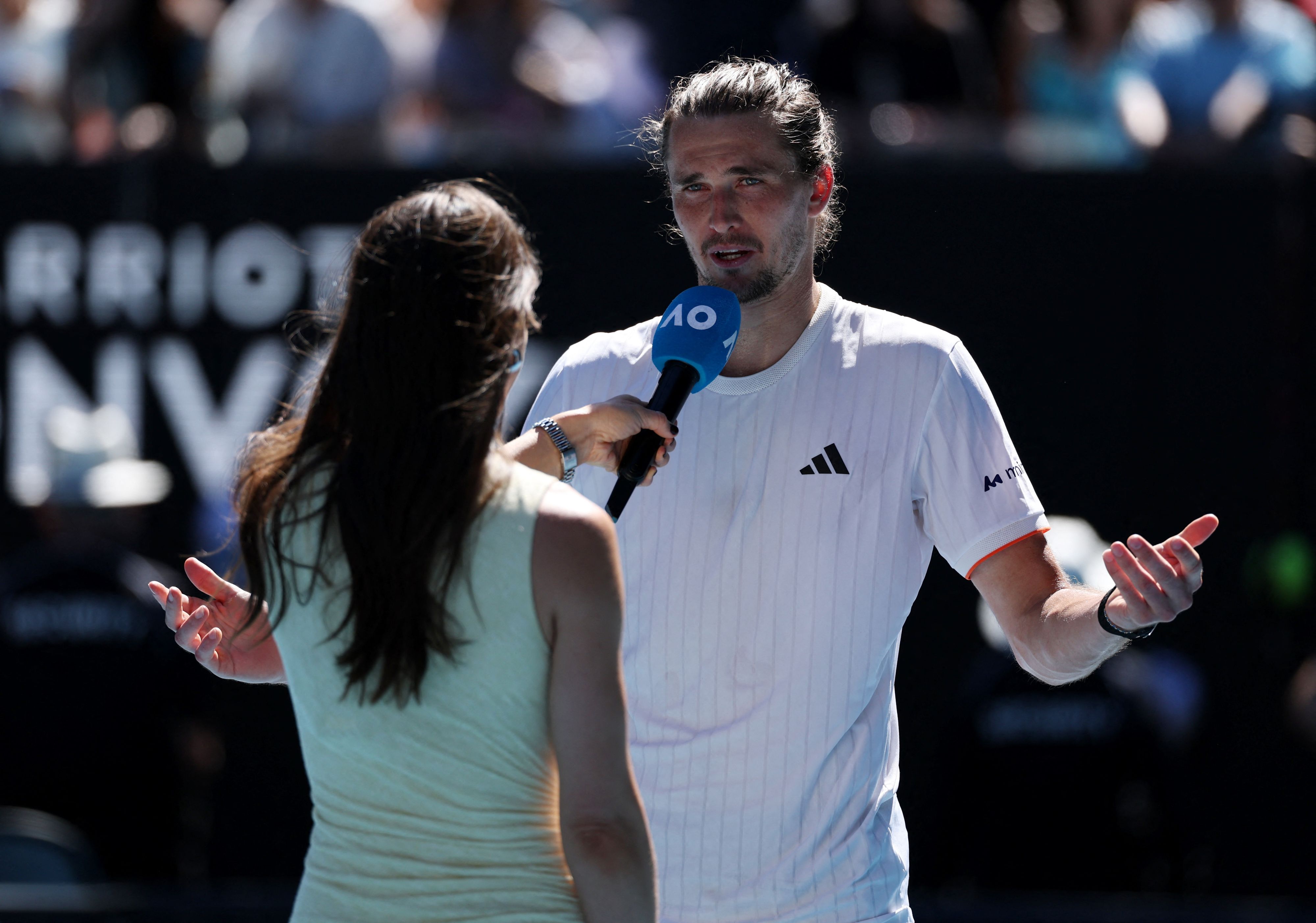 Alexander Zverev wurde beim Interview von einem Heiratsantrag gestört.