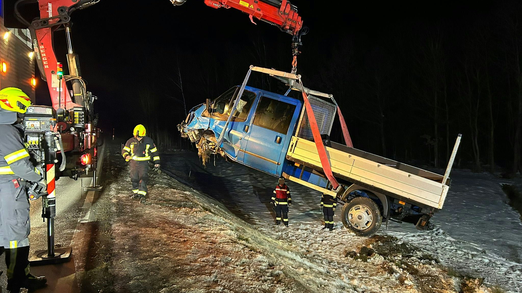 Heute.at - Alkohol, zwei Verletzte – schwerer Crash im Innviertel