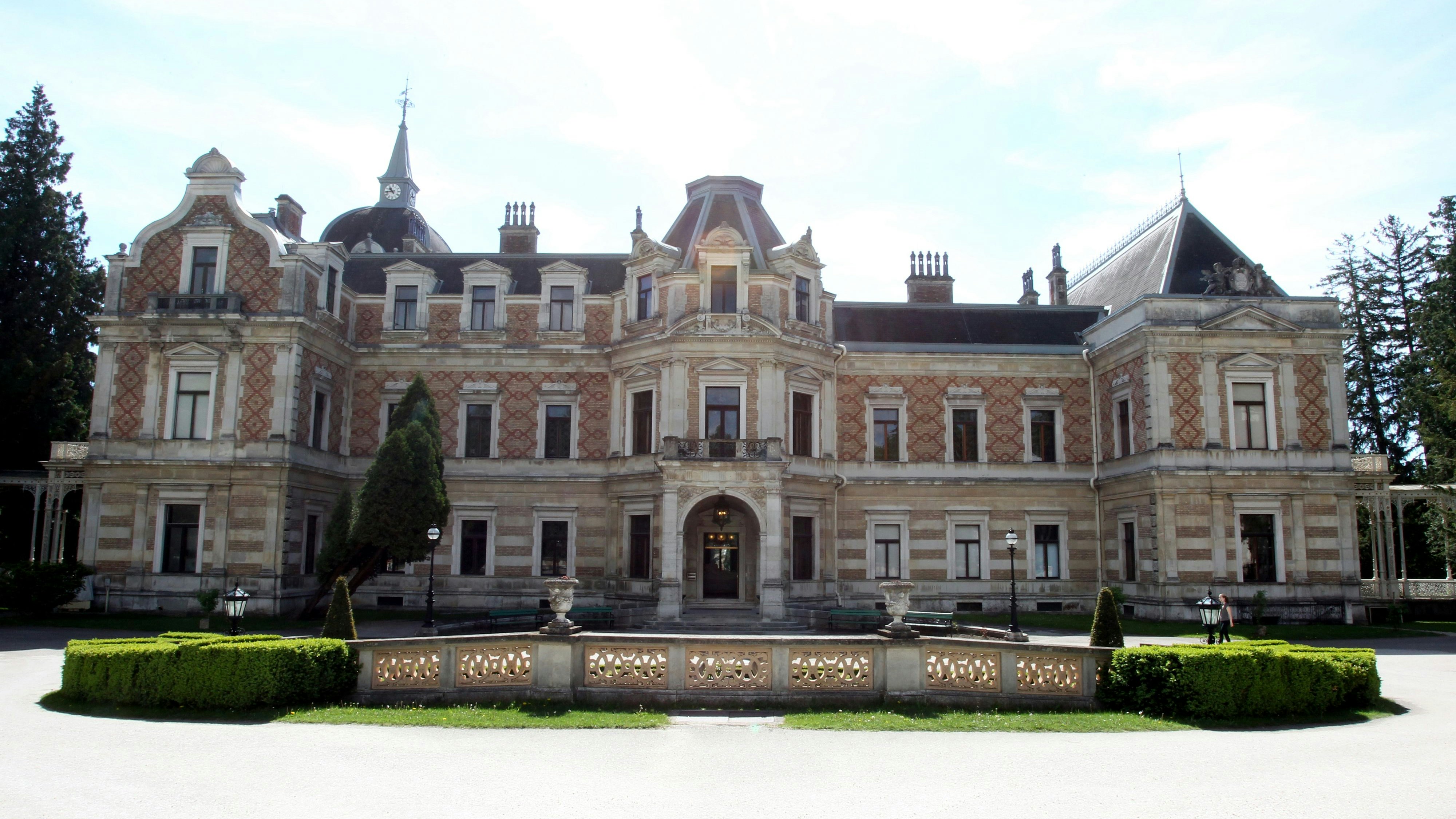 Heute.at - Kein Budget – Hermesvilla muss auf Sanierung warten