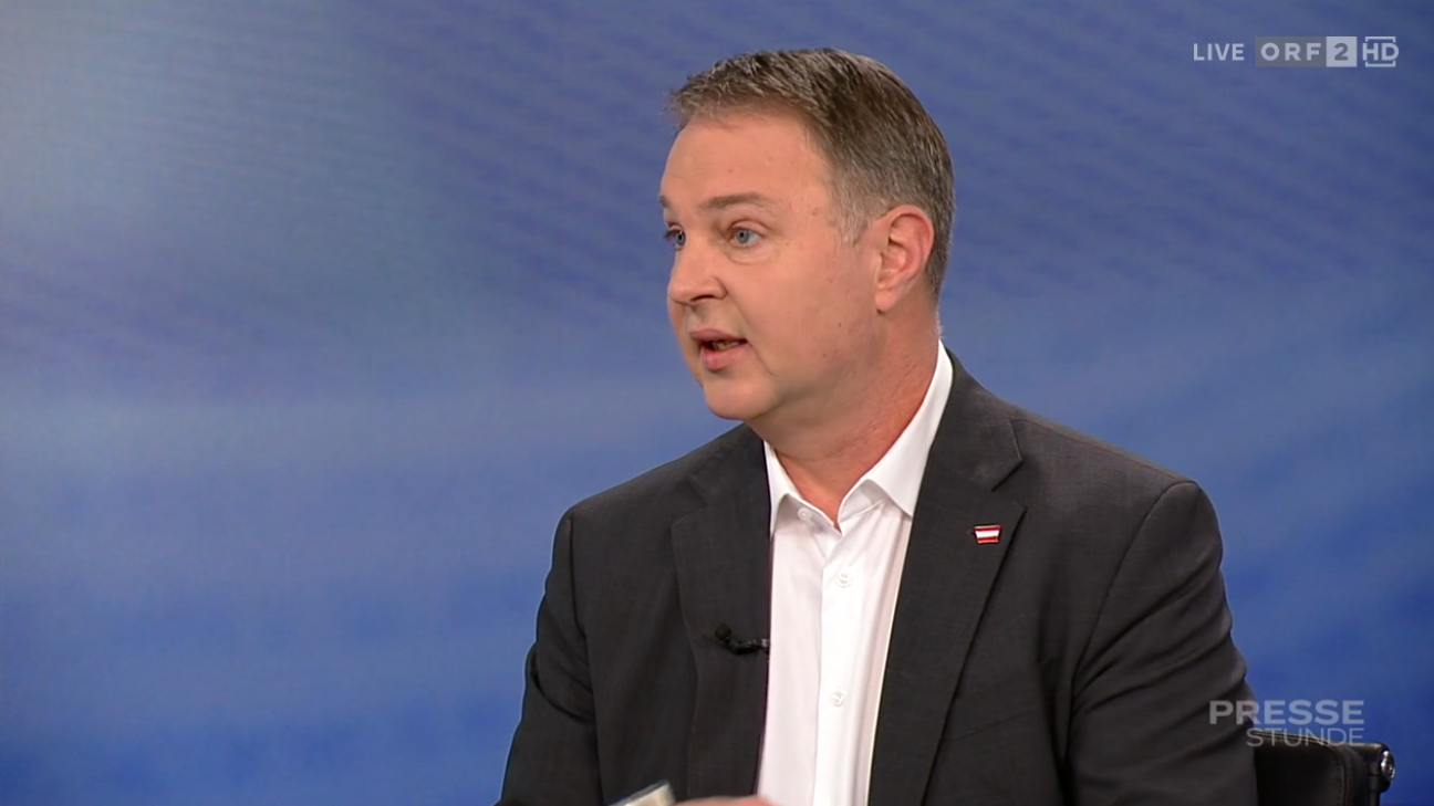 Andreas Babler wies dir Kritik an der Steuersenkung als 