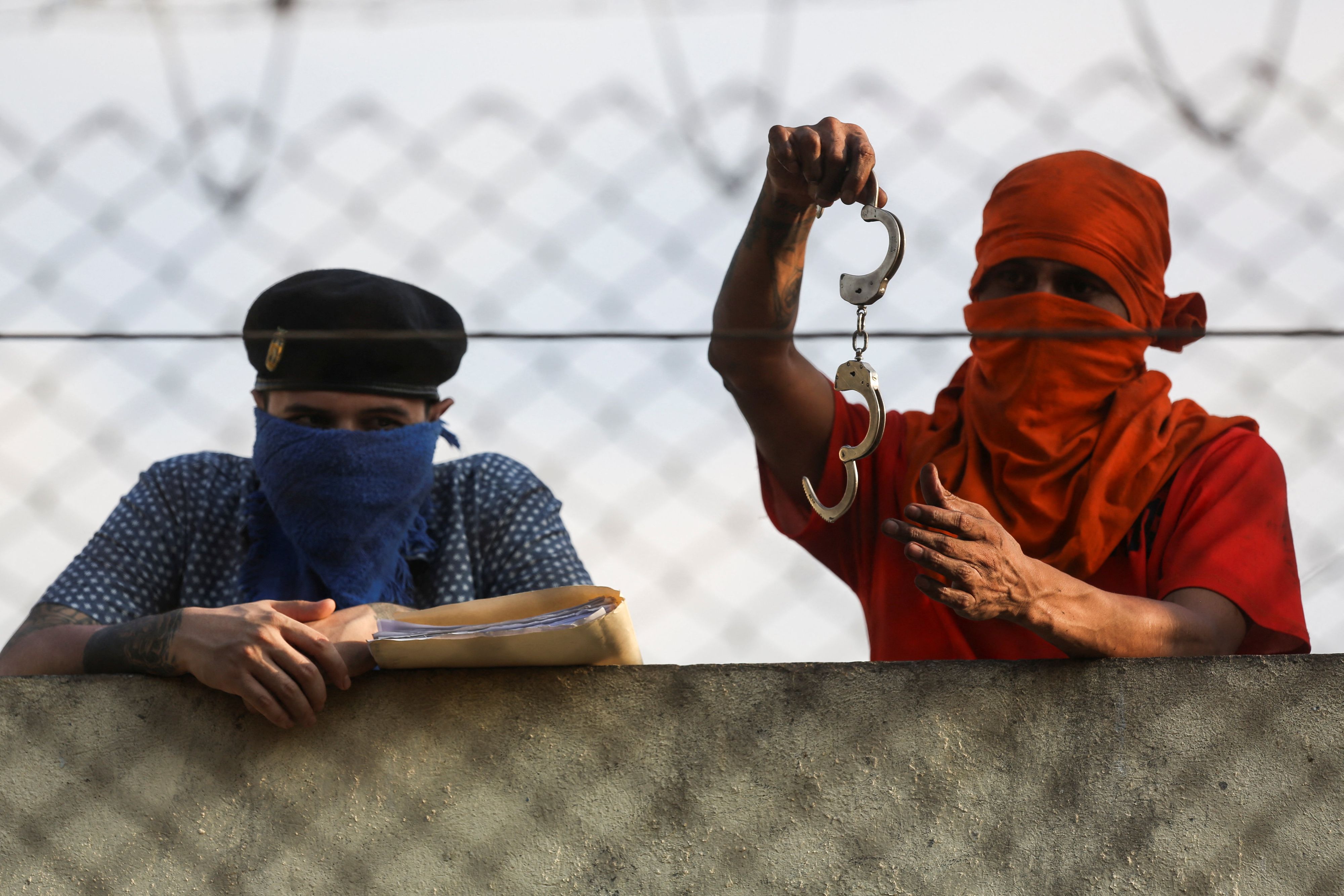 Heute.at - Gefängnisaufstände in Guatemala mit über 40 Geiseln