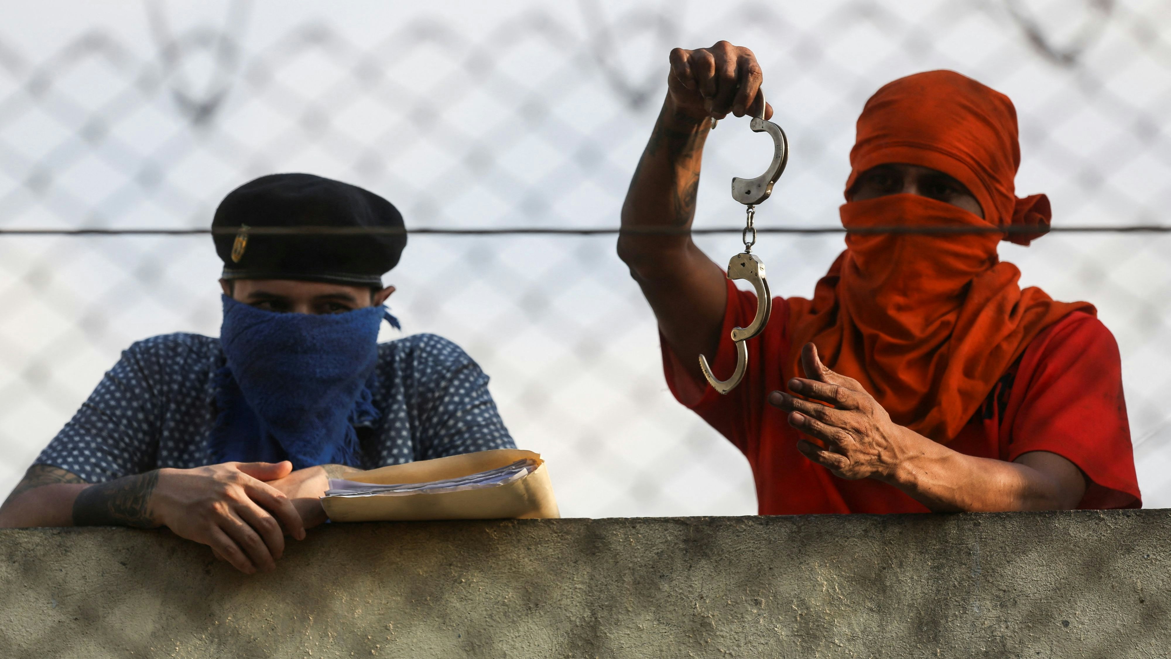 Heute.at - Gefängnisaufstände in Guatemala mit über 40 Geiseln