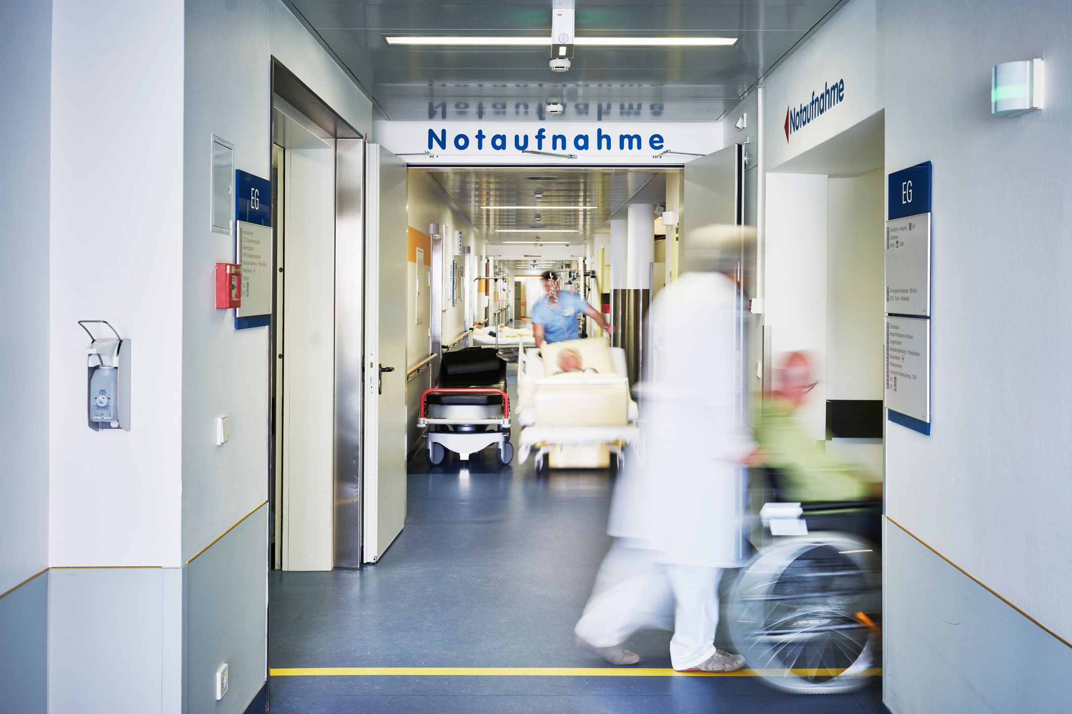 Die Lage in den Krankenhäusern ist mehr als angespannt. Jetzt wird zum Streik gerufen. (Symbolbild)