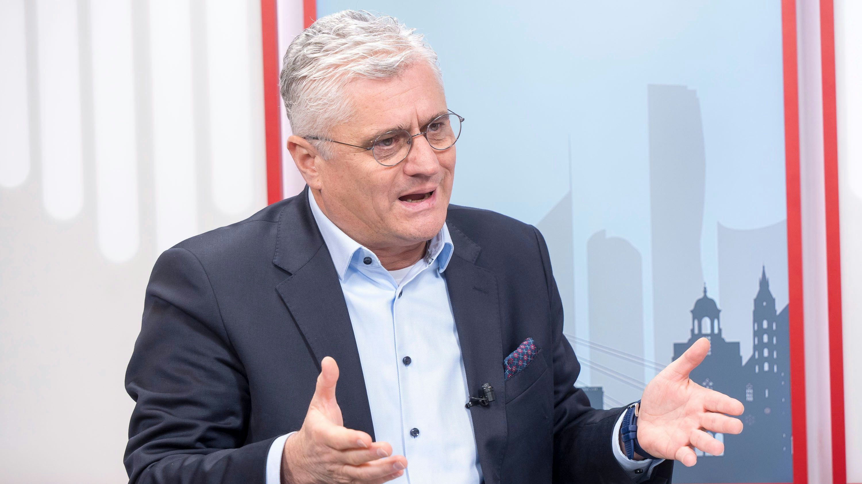 Heute.at - Bub von Migranten wegen Wurstsemmel geschlagen