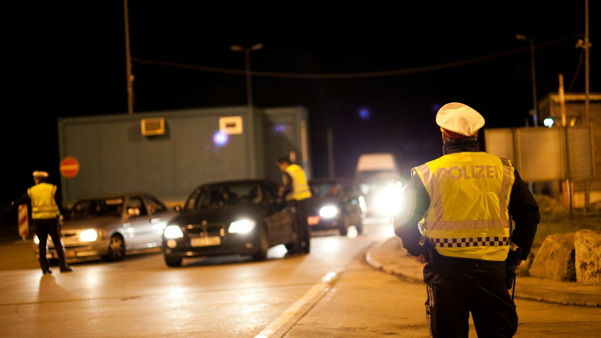Heute.at - Fast 100 km/h am Gürtel – Lenkerin (18) ist Schein los