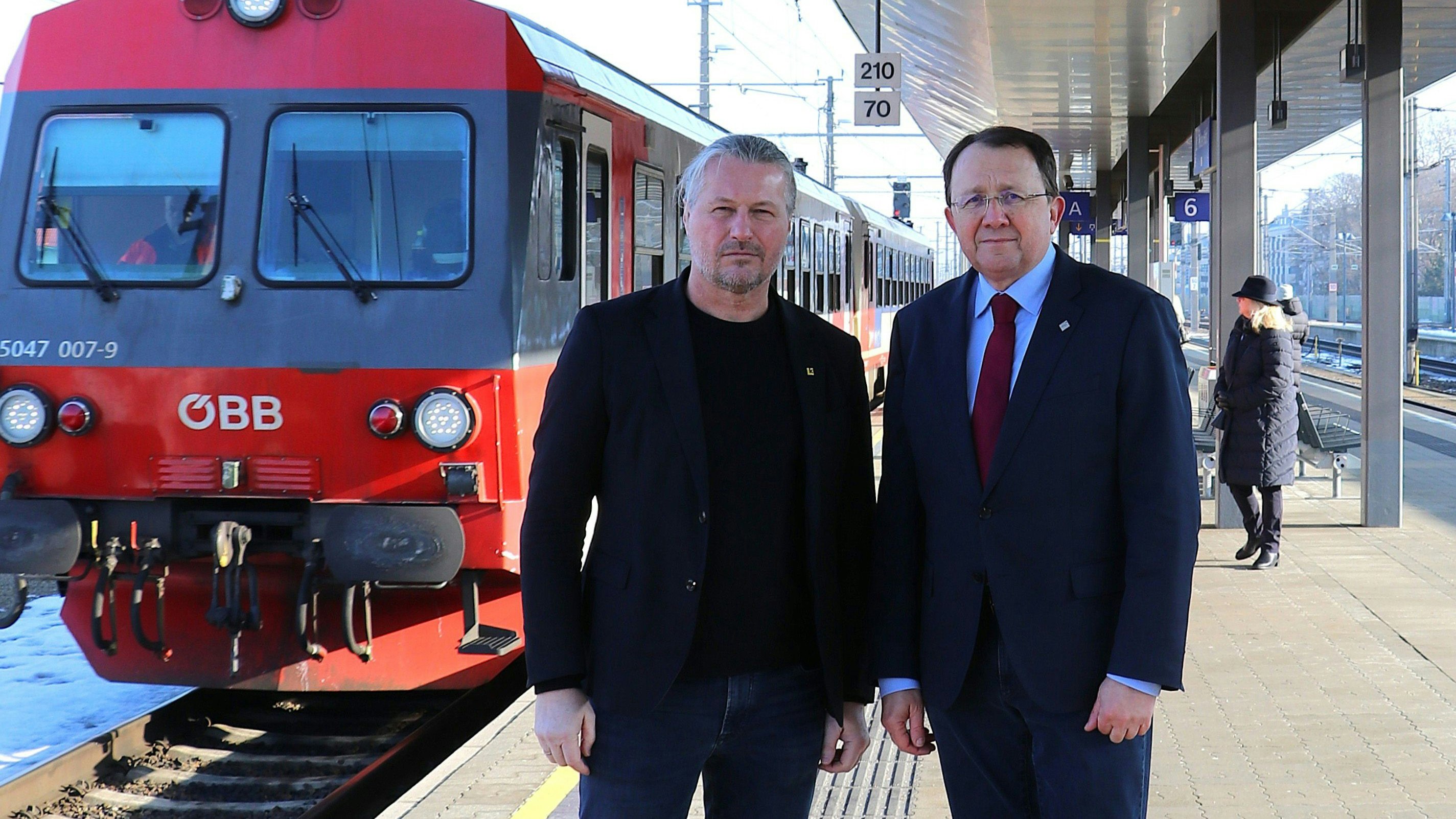 Bgm. Matthias Stadler (r.) und Bgm. Peter Molnar 