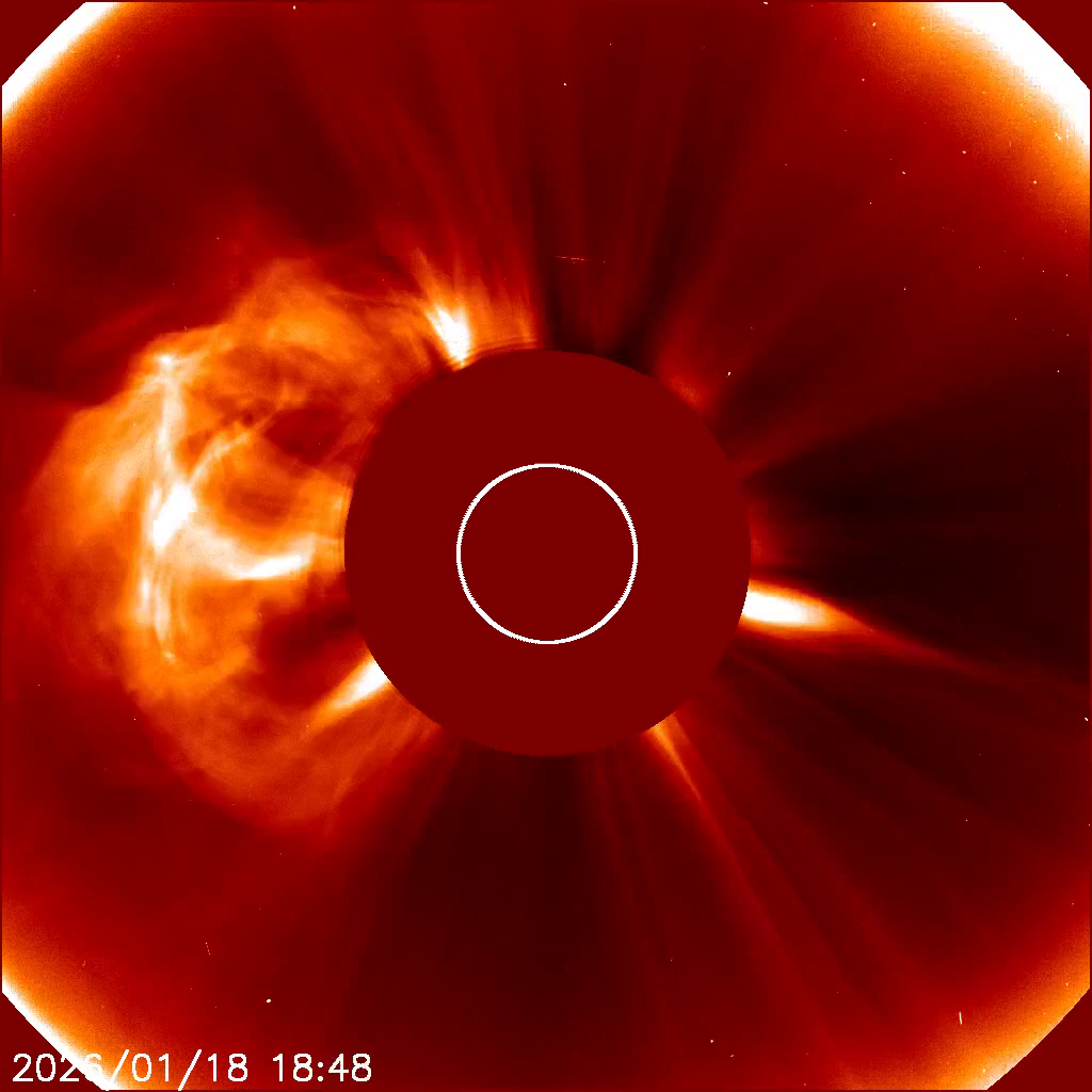 Der Moment der Eruption, aufgezeichnet vom LASCO2-Instrument des SOHO-Sonnenobservatoriums.