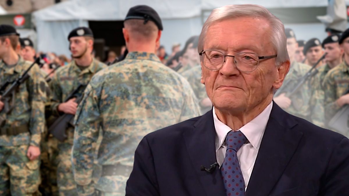 Alt-Kanzler Wolfgang Schüssel hält die von seiner Regierung 2005 beschlossene Wehrpflicht-Verkürzung inzwischen für einen Fehler.