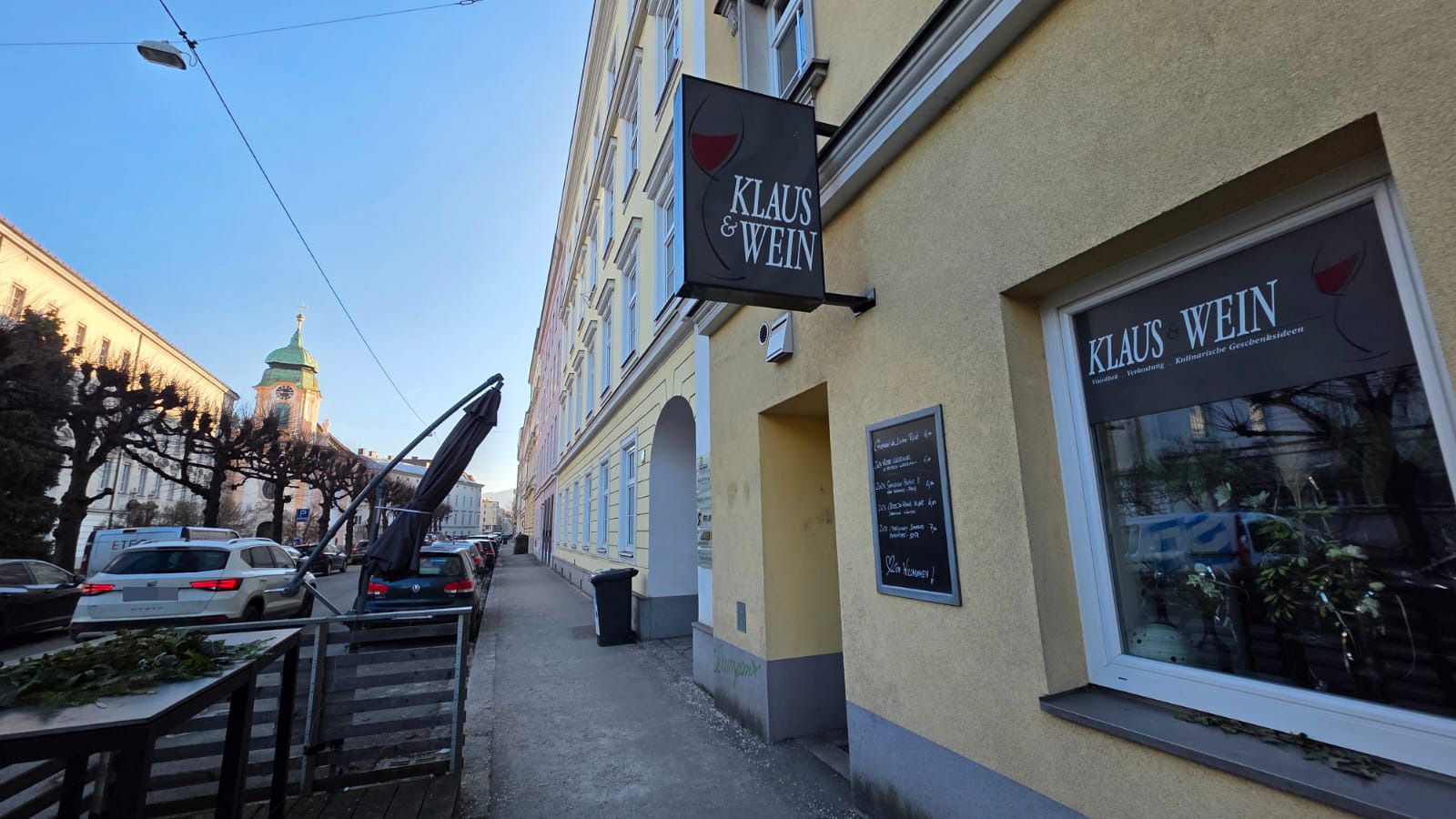 Das Opfer war regelmäßig bei "Klaus &amp; Wein" zu Gast – die Vinothek befindet sich nur wenige Häuser vom Tatort entfernt.