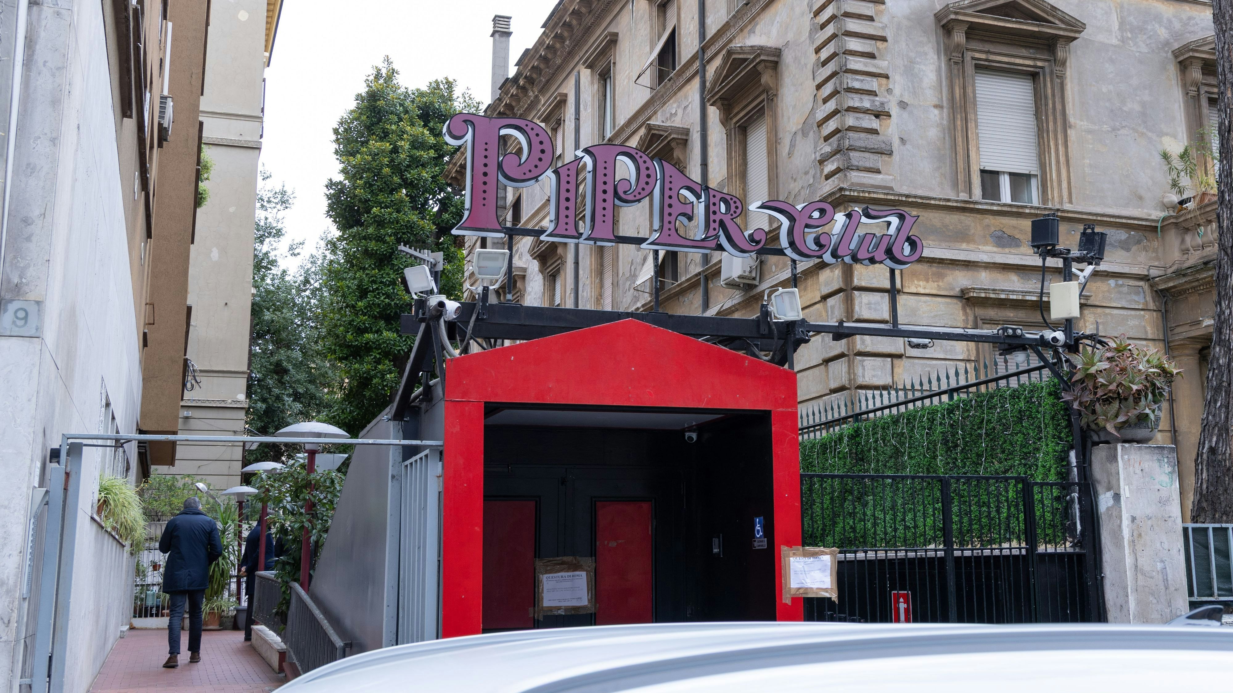 Heute.at - Nach Bar-Inferno: Älteste Disco Italiens geschlossen